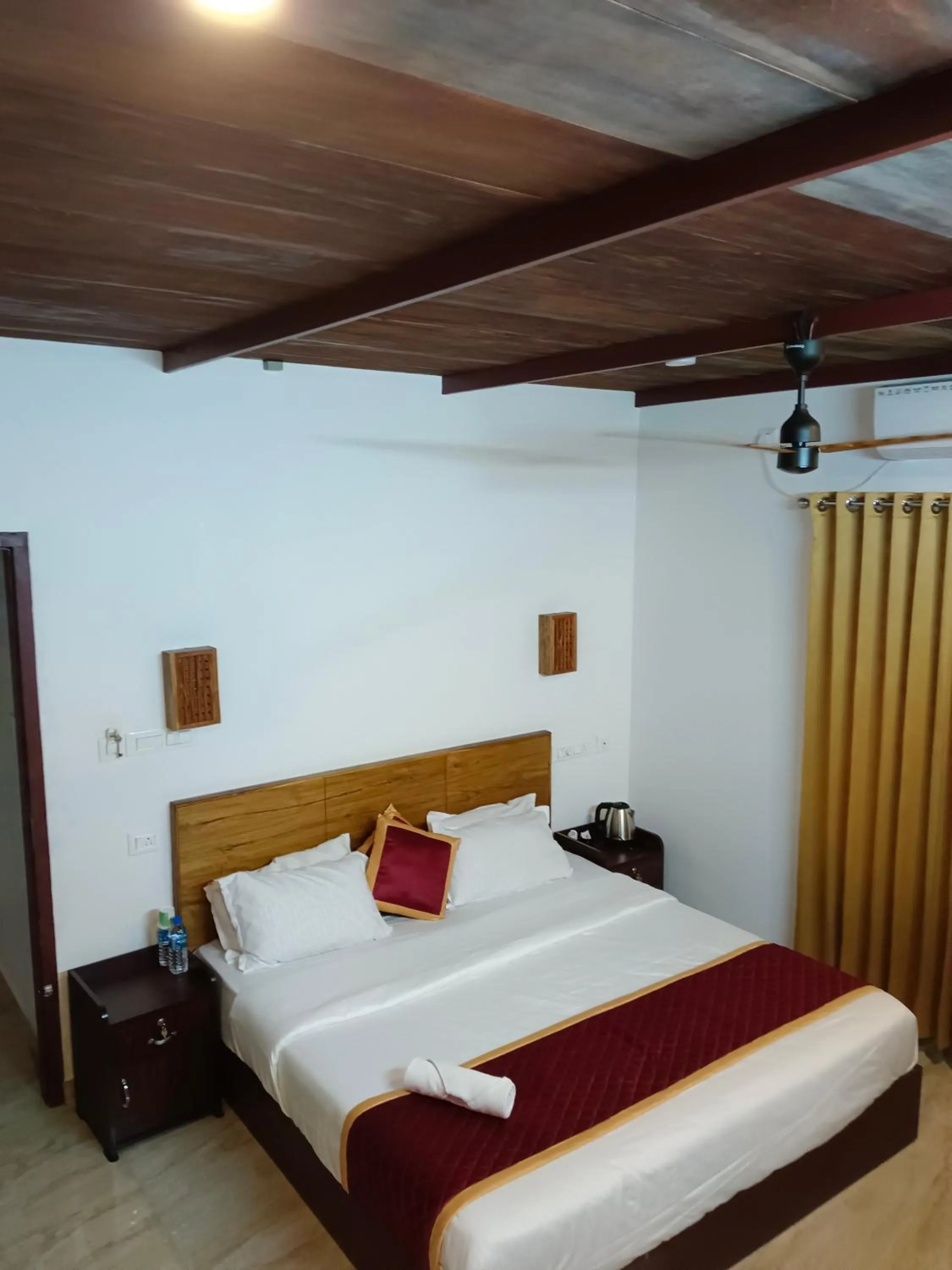 Bed in Vajra Ayurveda and Yoga Retreat