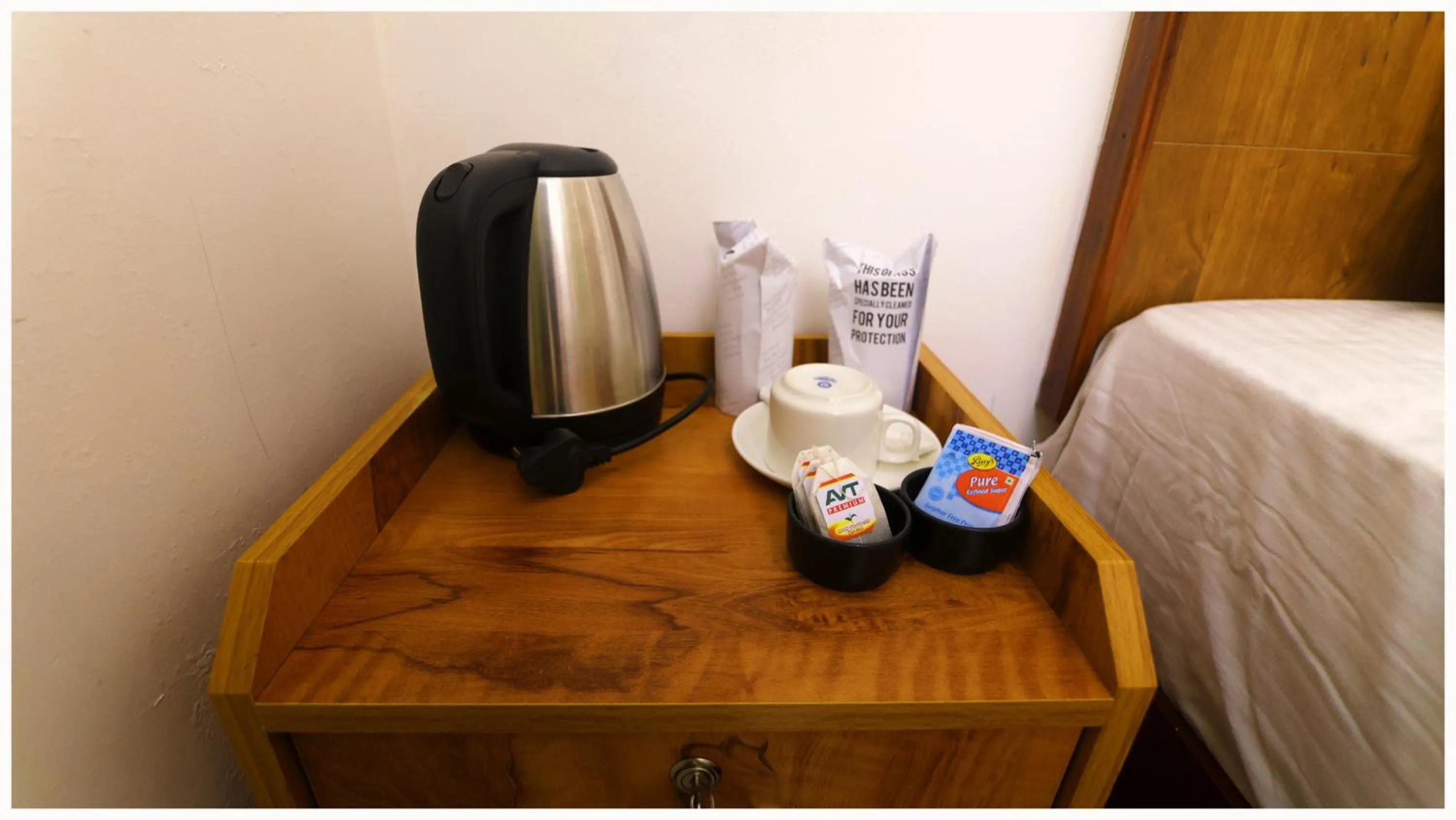 Coffee/tea facilities, Bed in Vajra Ayurveda and Yoga Retreat
