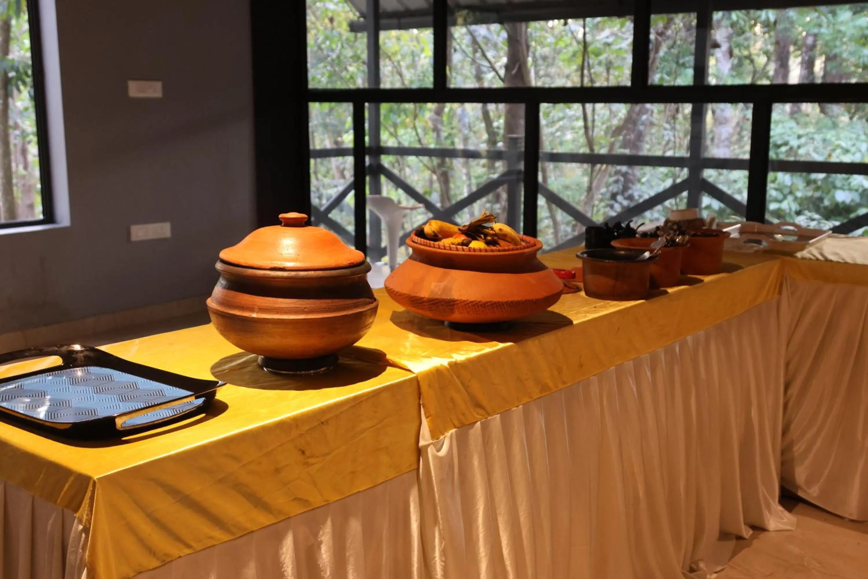 Food and drinks in Vajra Ayurveda and Yoga Retreat