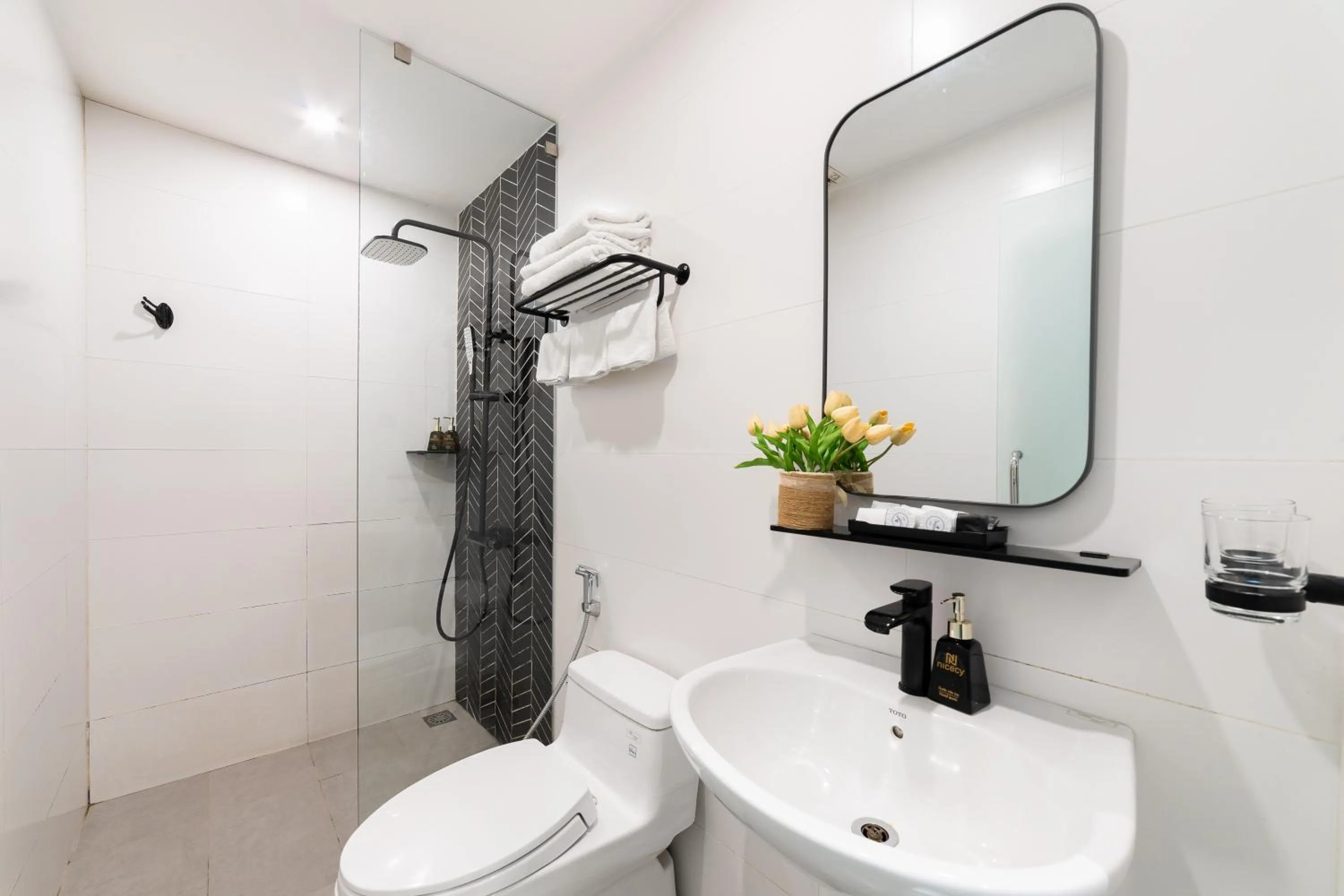 Toilet in The Hotel Nicecy