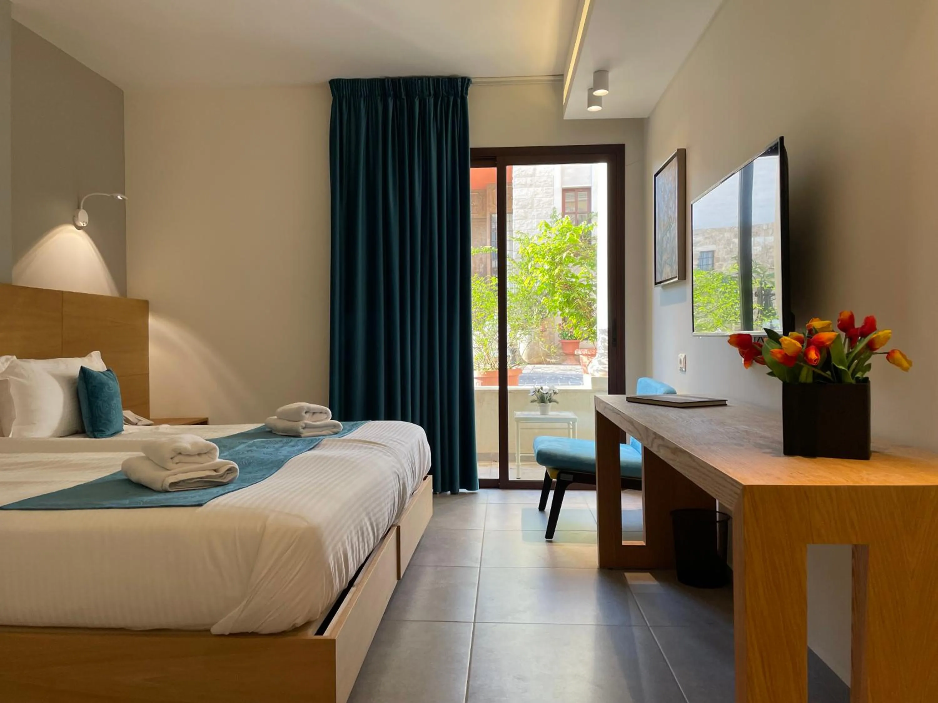 Bedroom, Bed in Majestic Byblos Grand Hotel