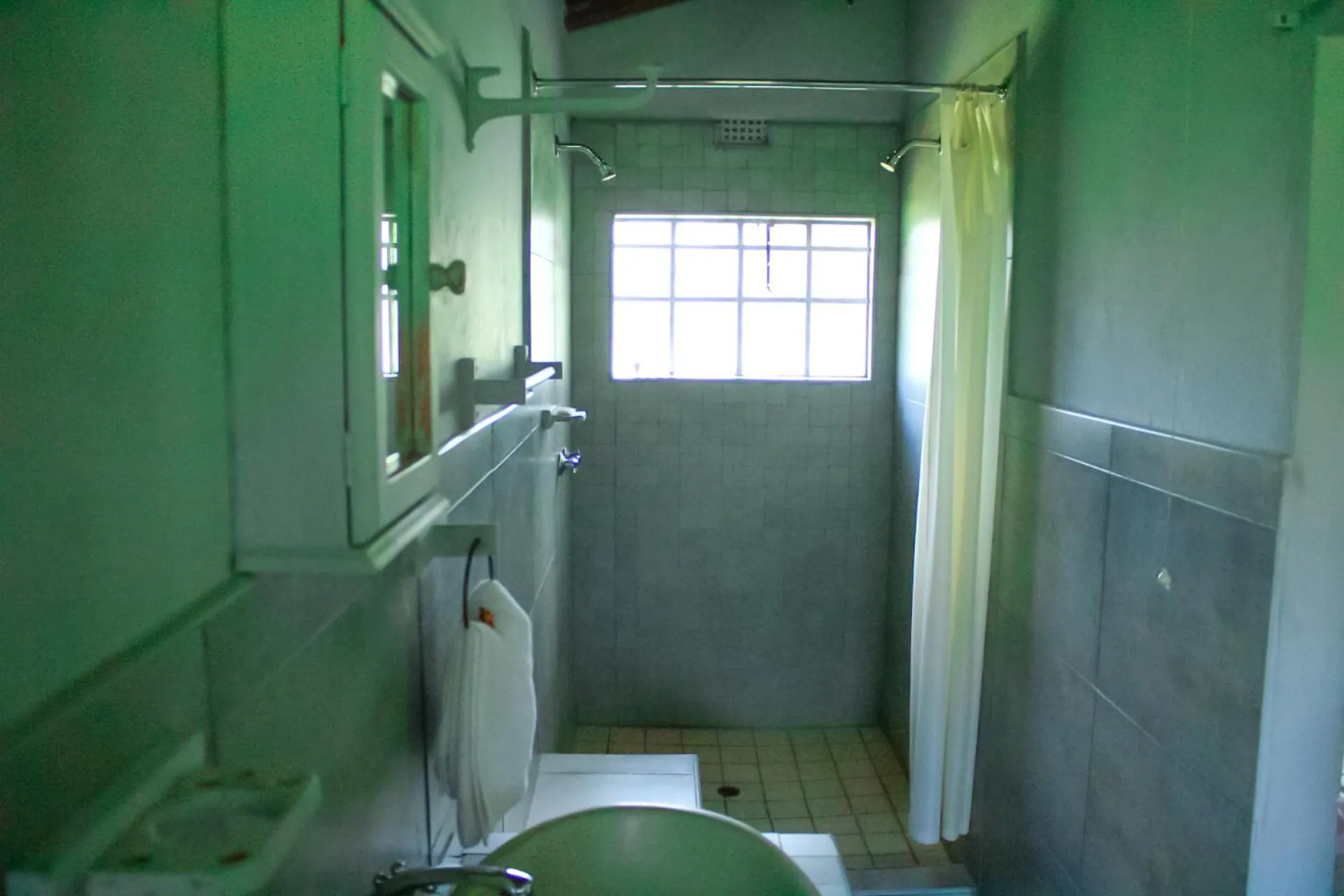 Harnham Mountain Lodge