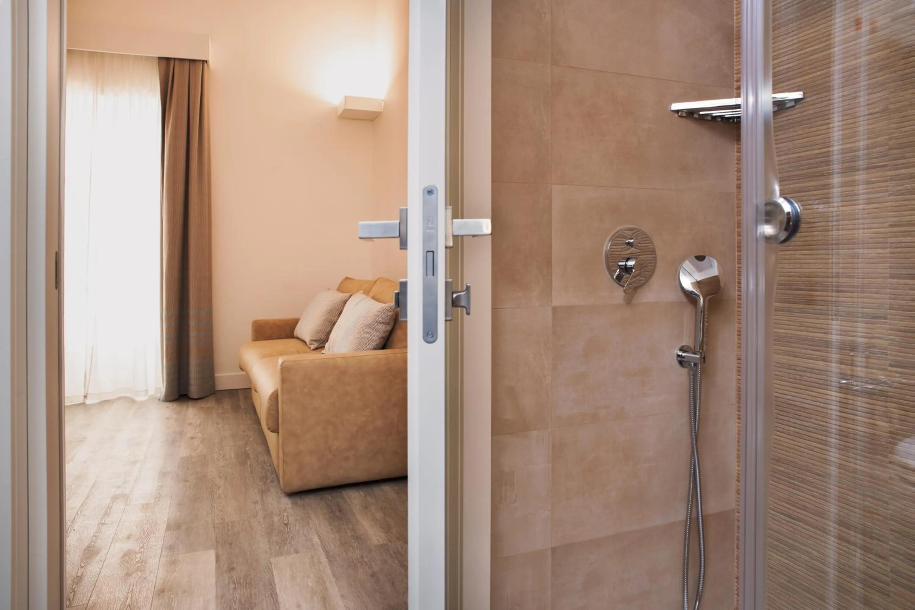 Bathroom in Hotel Italia