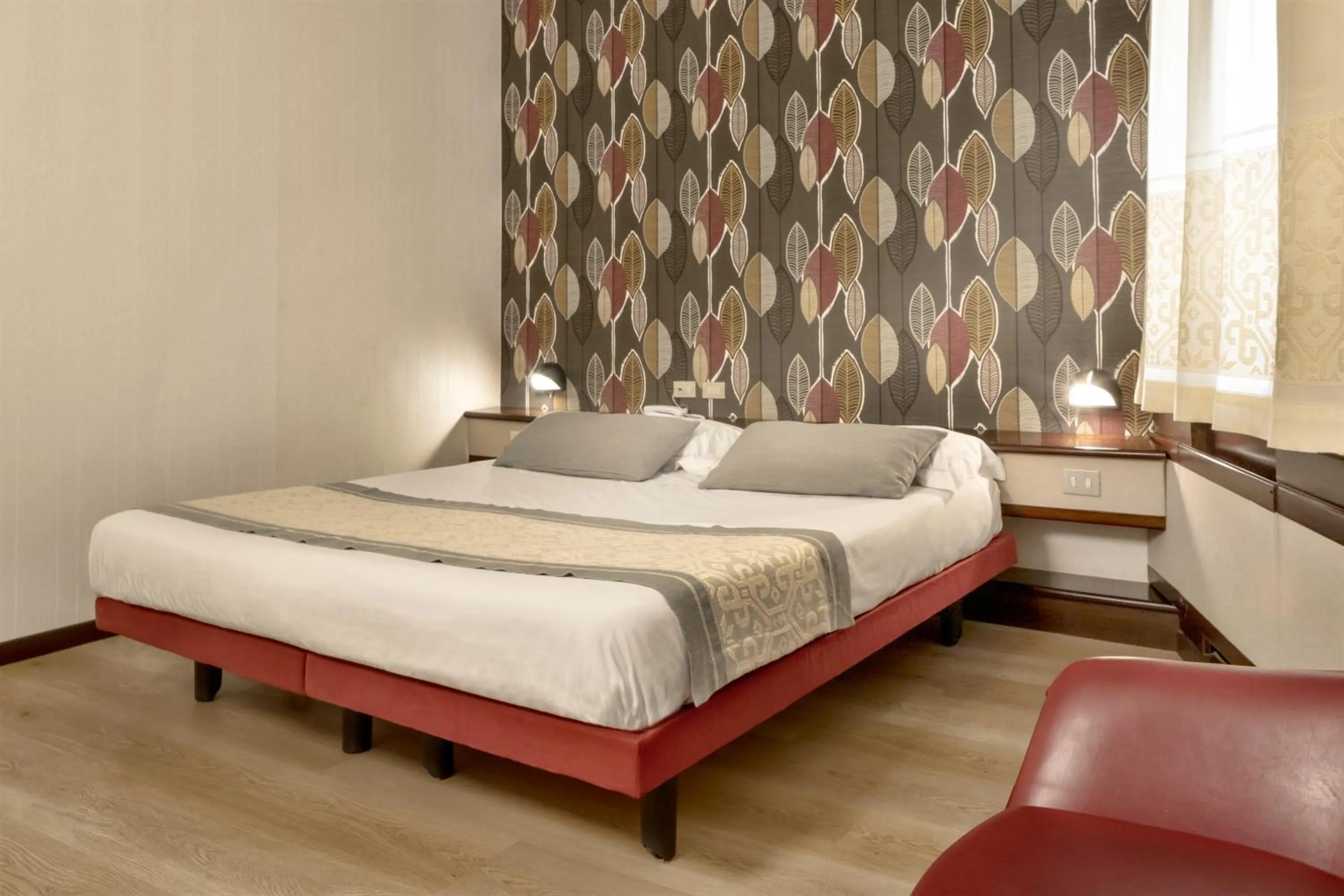 Photo of the whole room, Bed in Hotel Italia