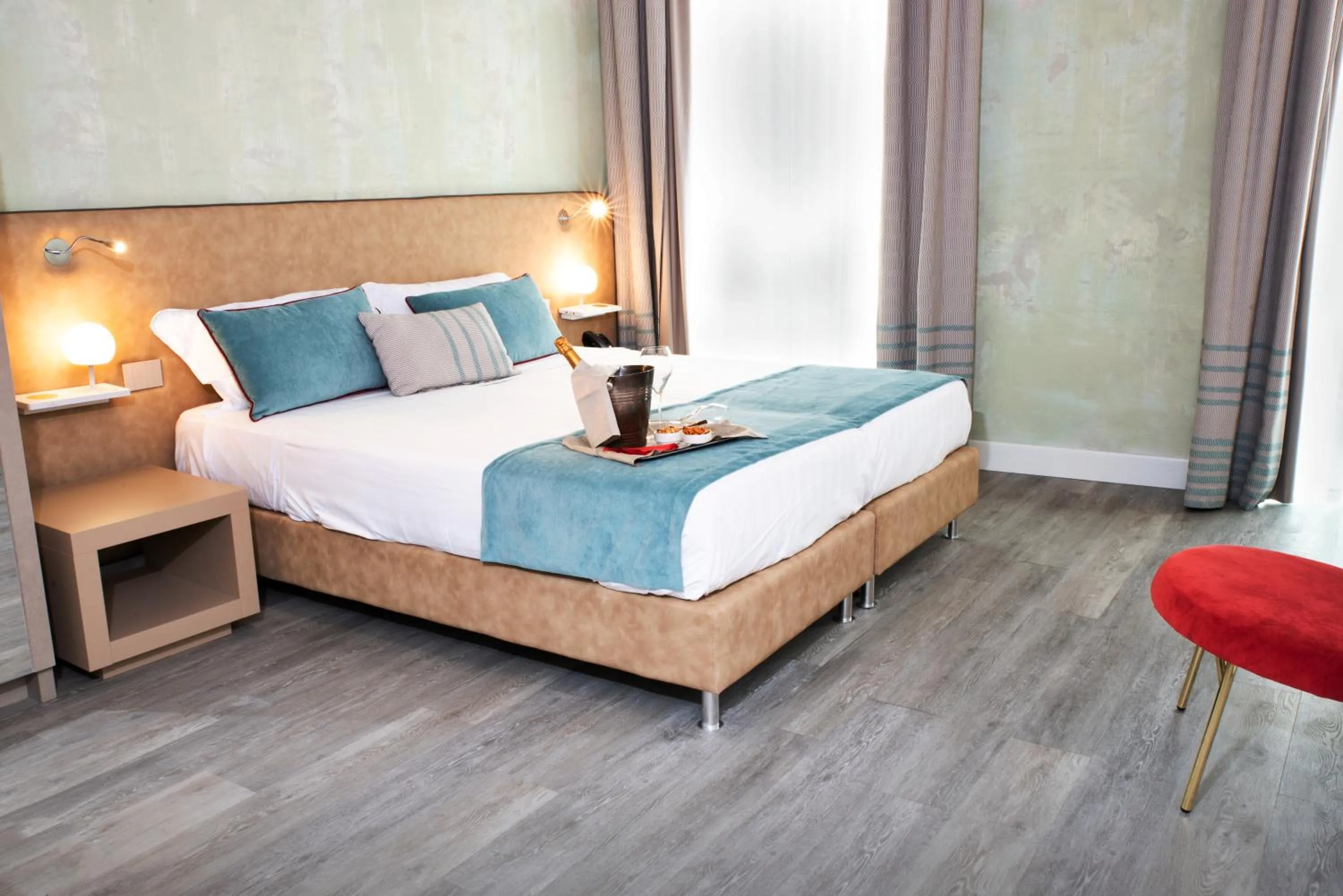 Photo of the whole room, Bed in Hotel Italia