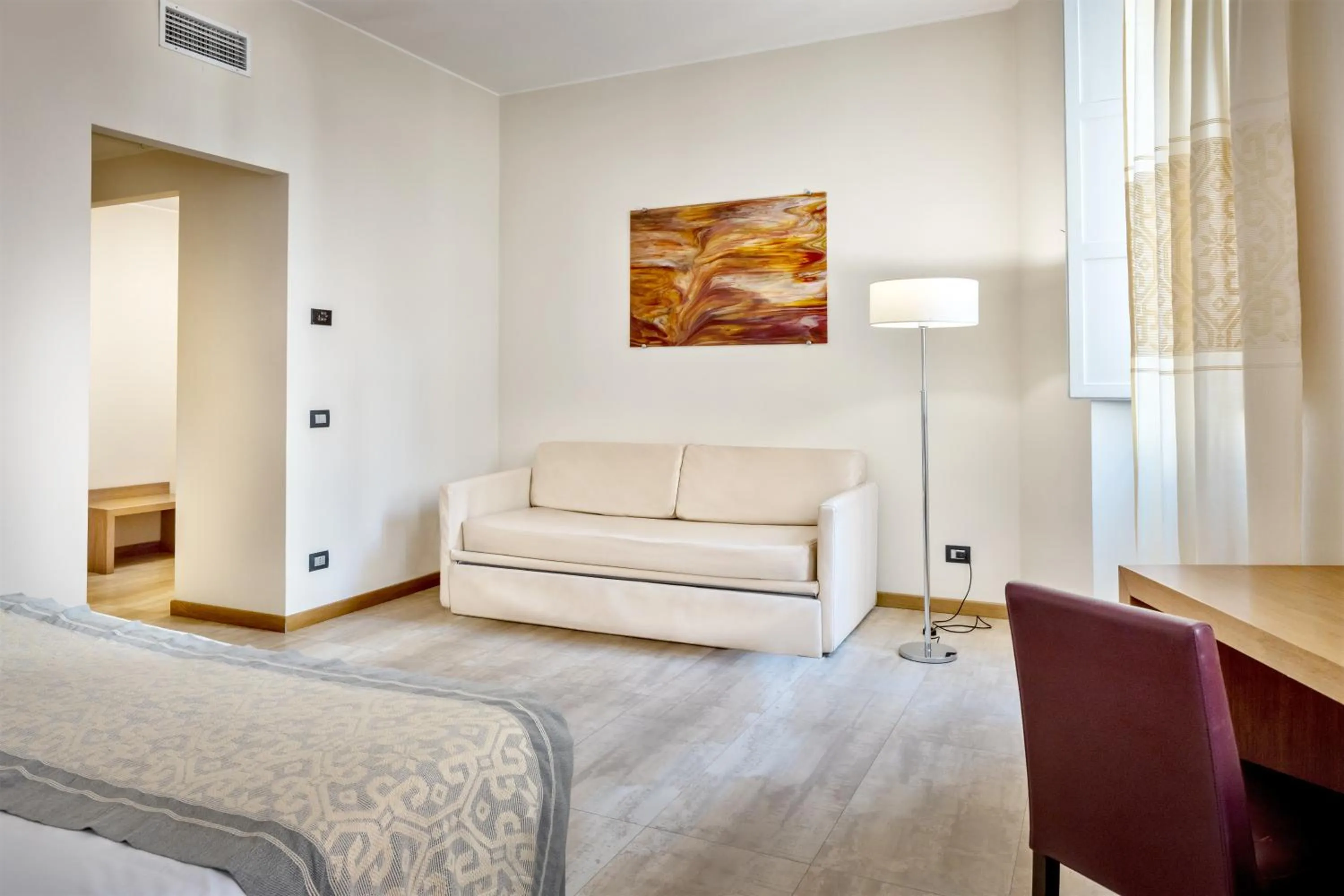 Photo of the whole room in Hotel Italia