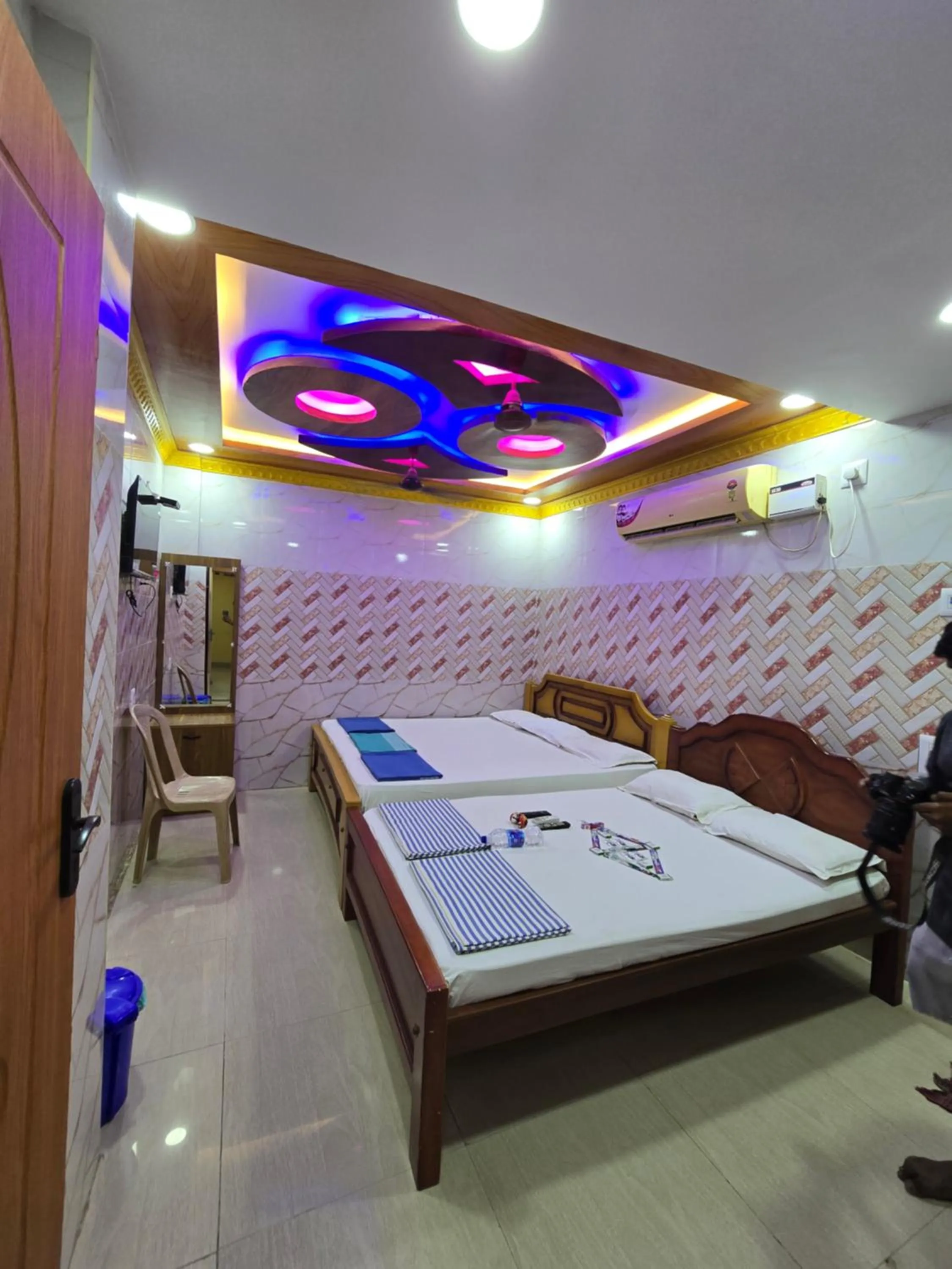 Bedroom, Bed in New City Tower Residency