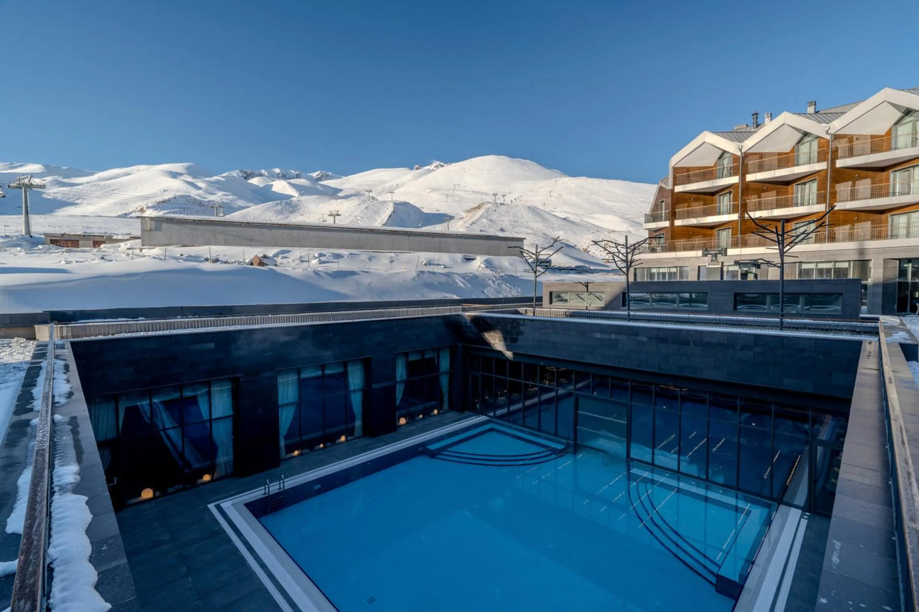 Swimming pool in Megasaray Mount Erciyes