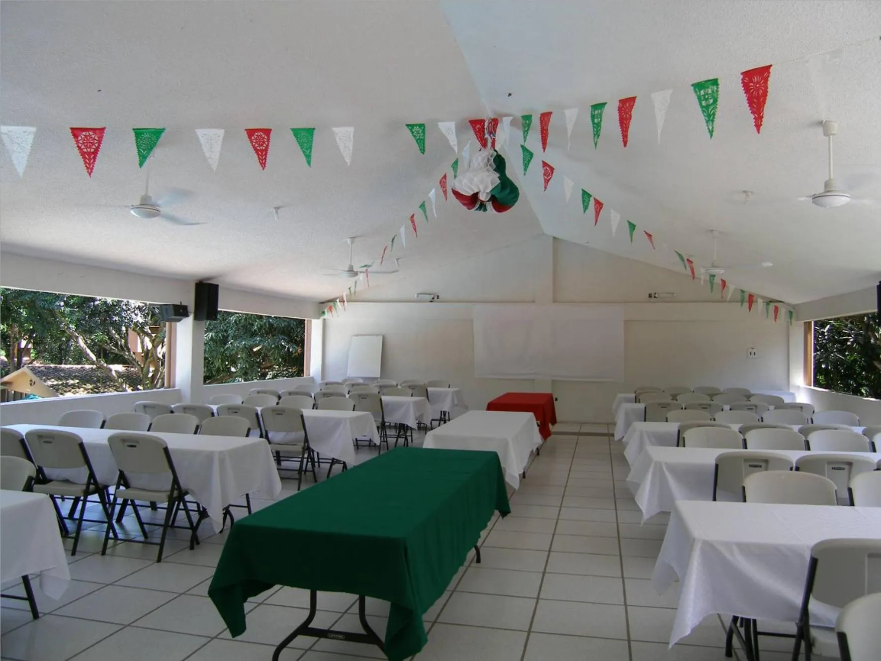 Banquet/Function facilities in Cotlamani Hotel Aventura