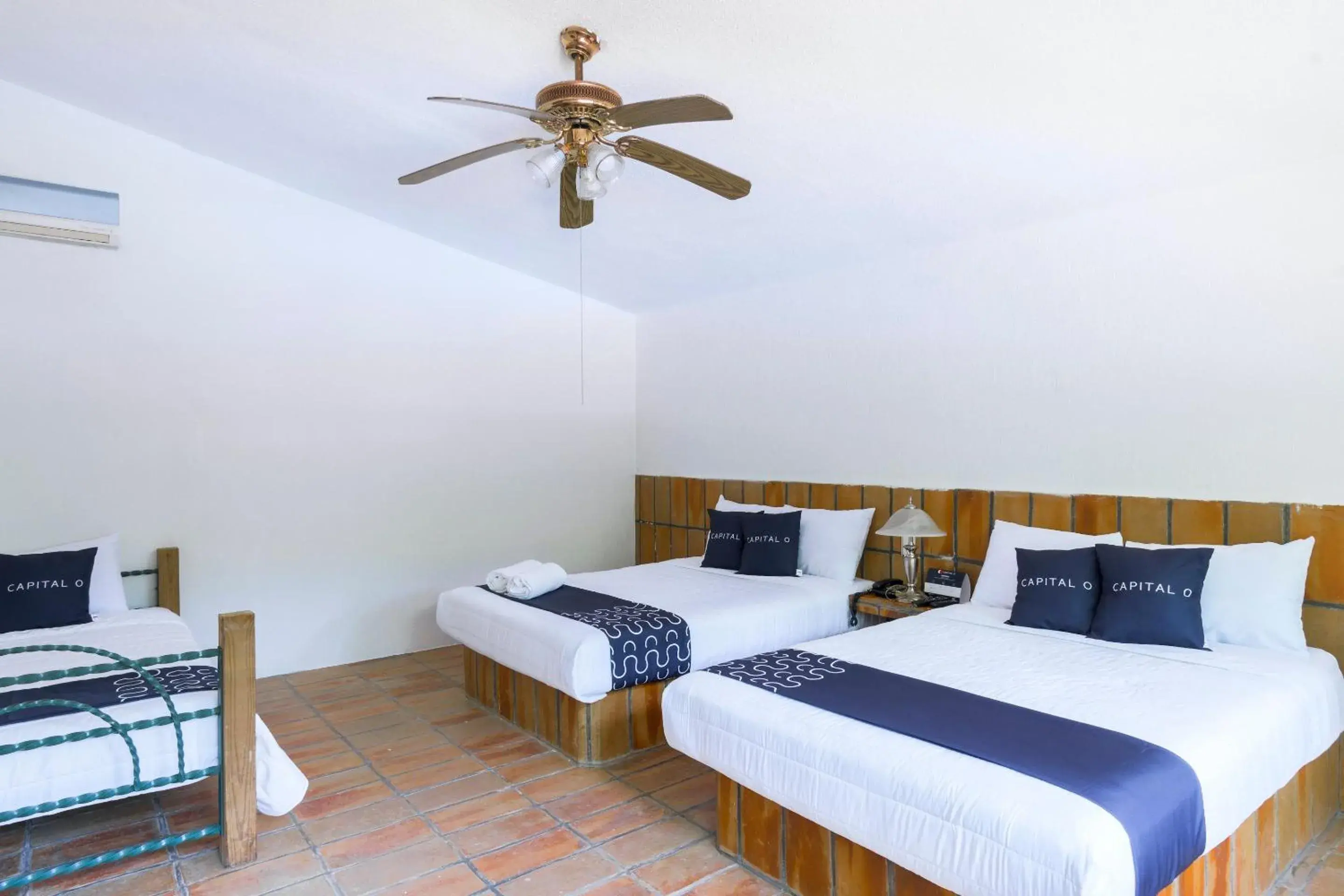 Standard Family Room in Cotlamani Hotel Aventura Standard Family Room in Cotlamani Hotel Aventura