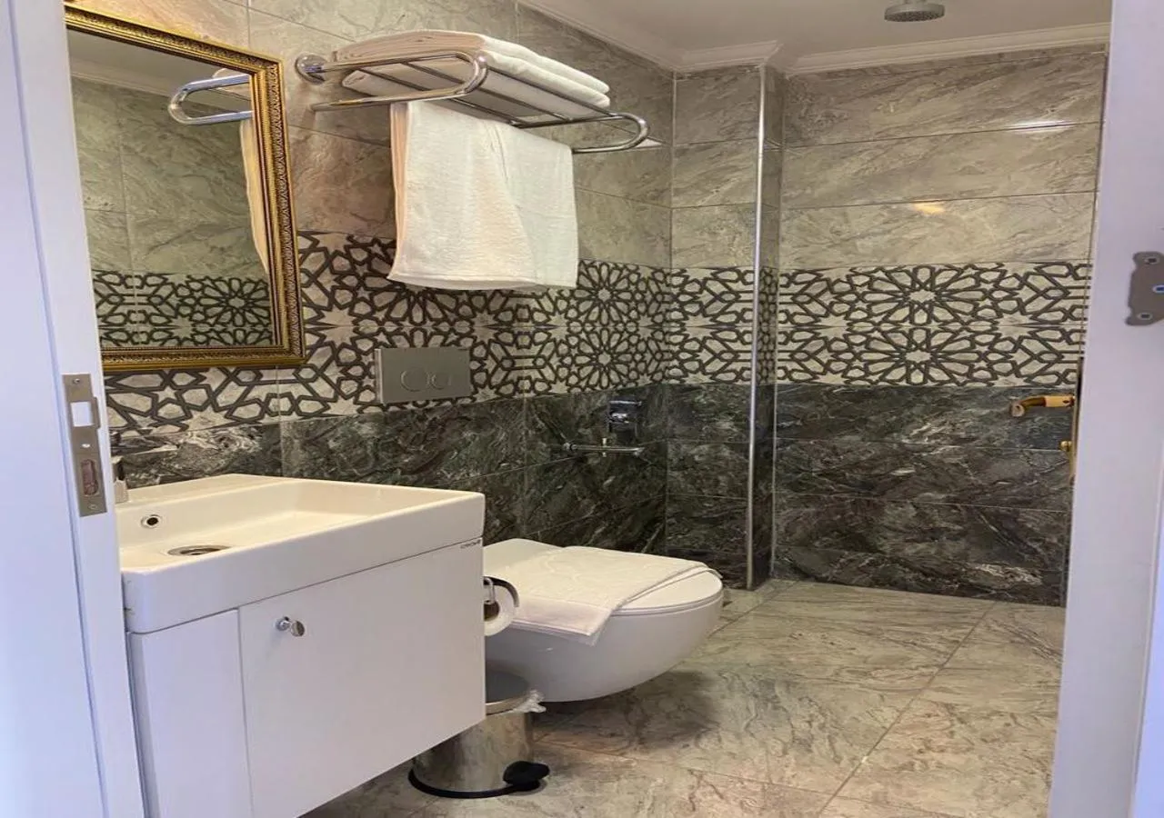 Bathroom in Castle Light Boutique