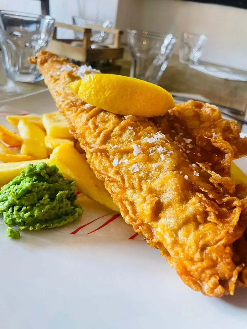 Restaurant/places to eat in George & Dragon Hotel