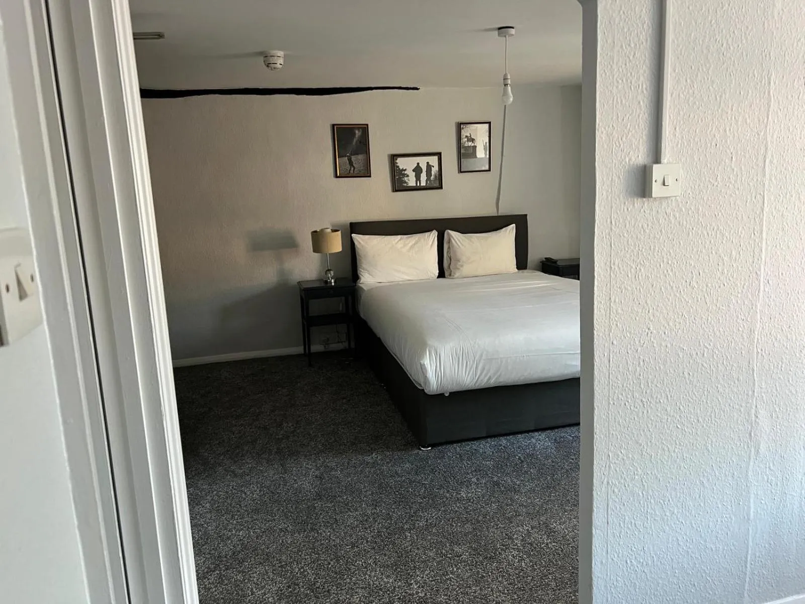 Bed in George & Dragon Hotel