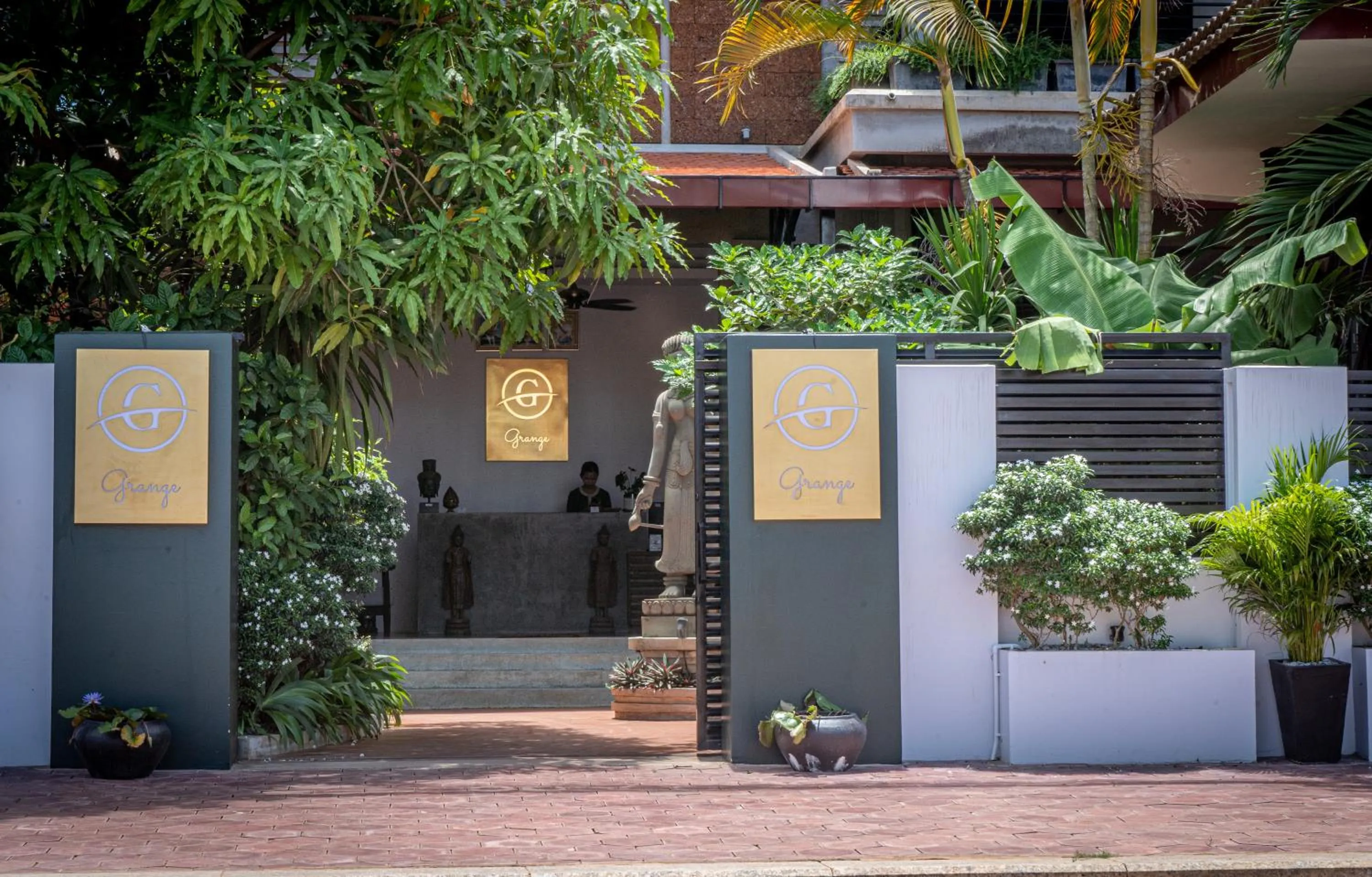 Property building in Grange