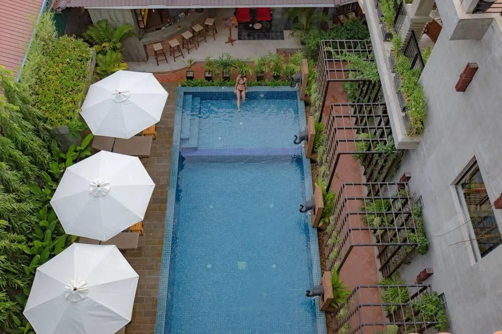 Swimming pool in Grange