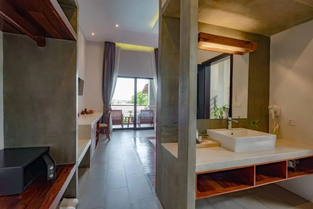 Bathroom, Bed in Grange