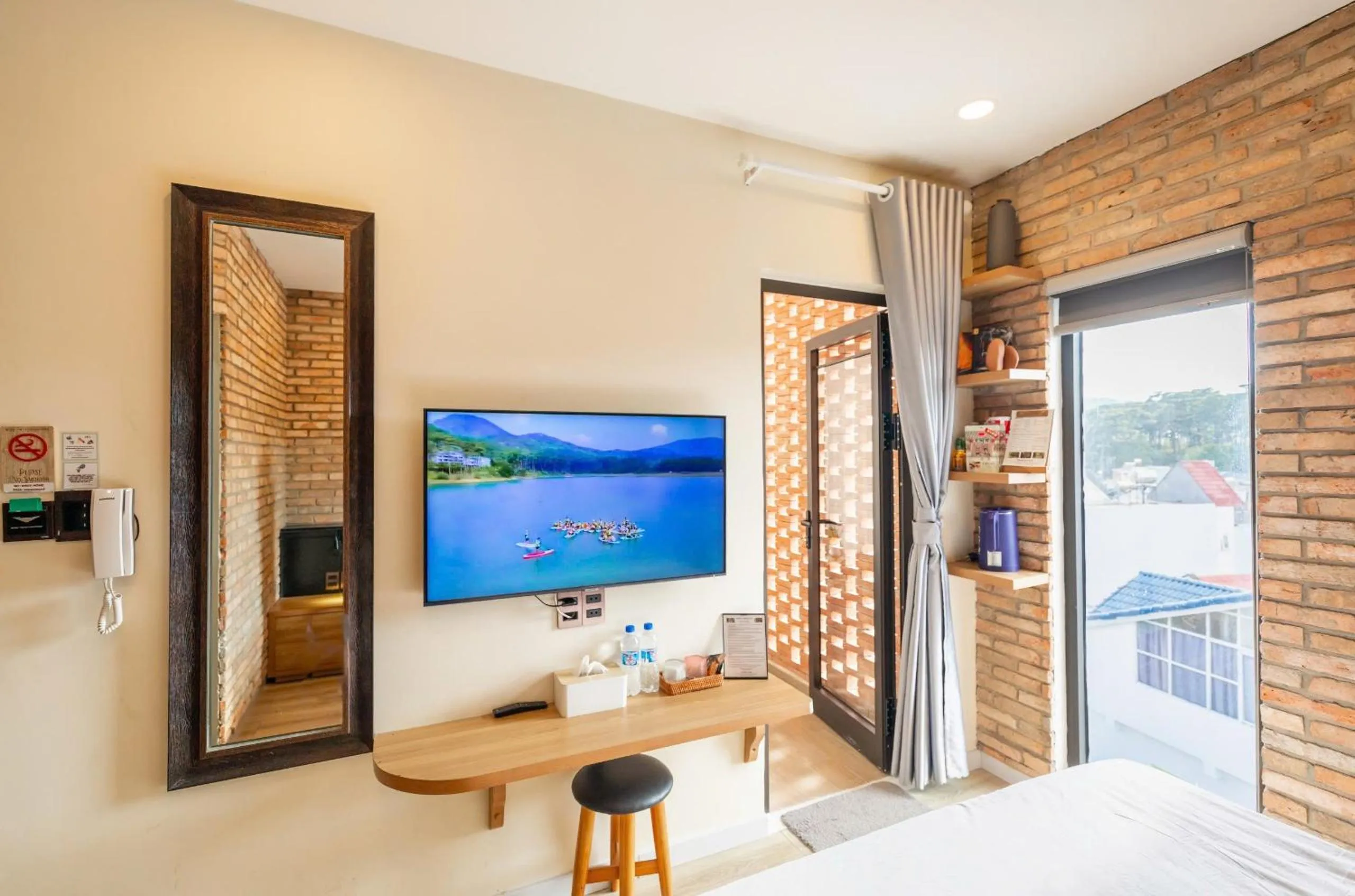 Photo of the whole room in The Brick Home dalat