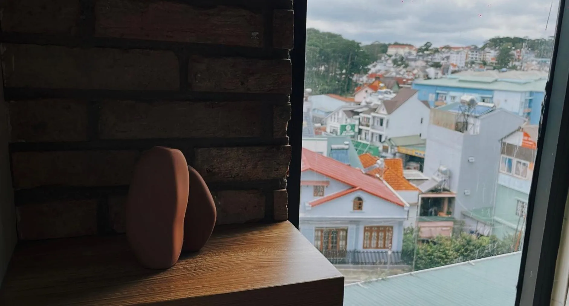 Day in The Brick Home dalat