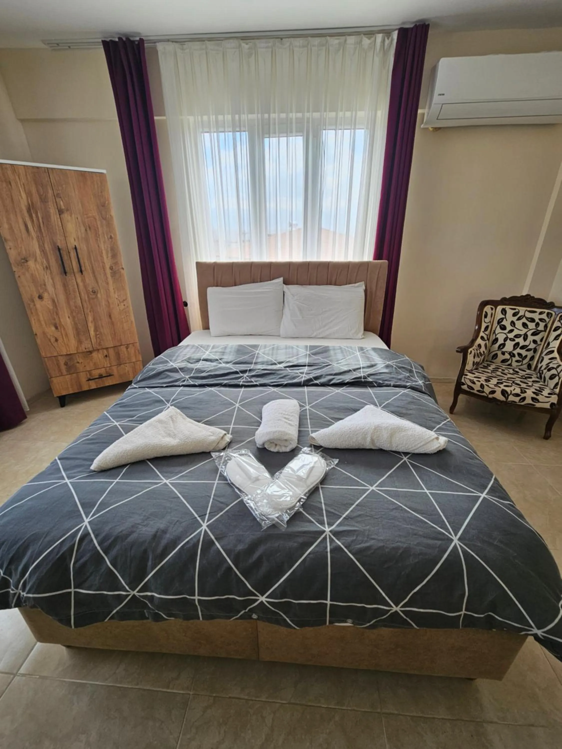 Bed in The Titanic House