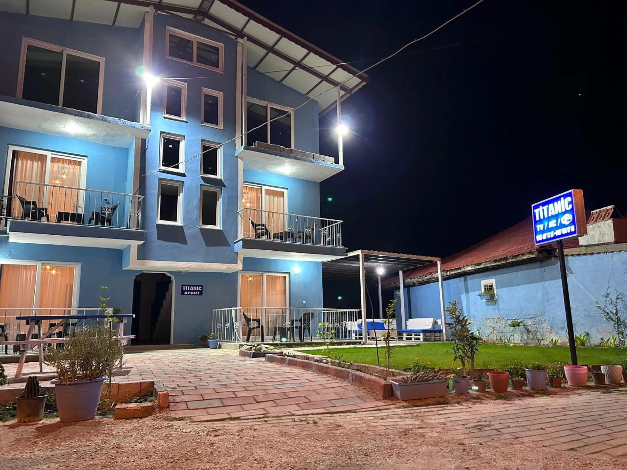Property building in The Titanic House