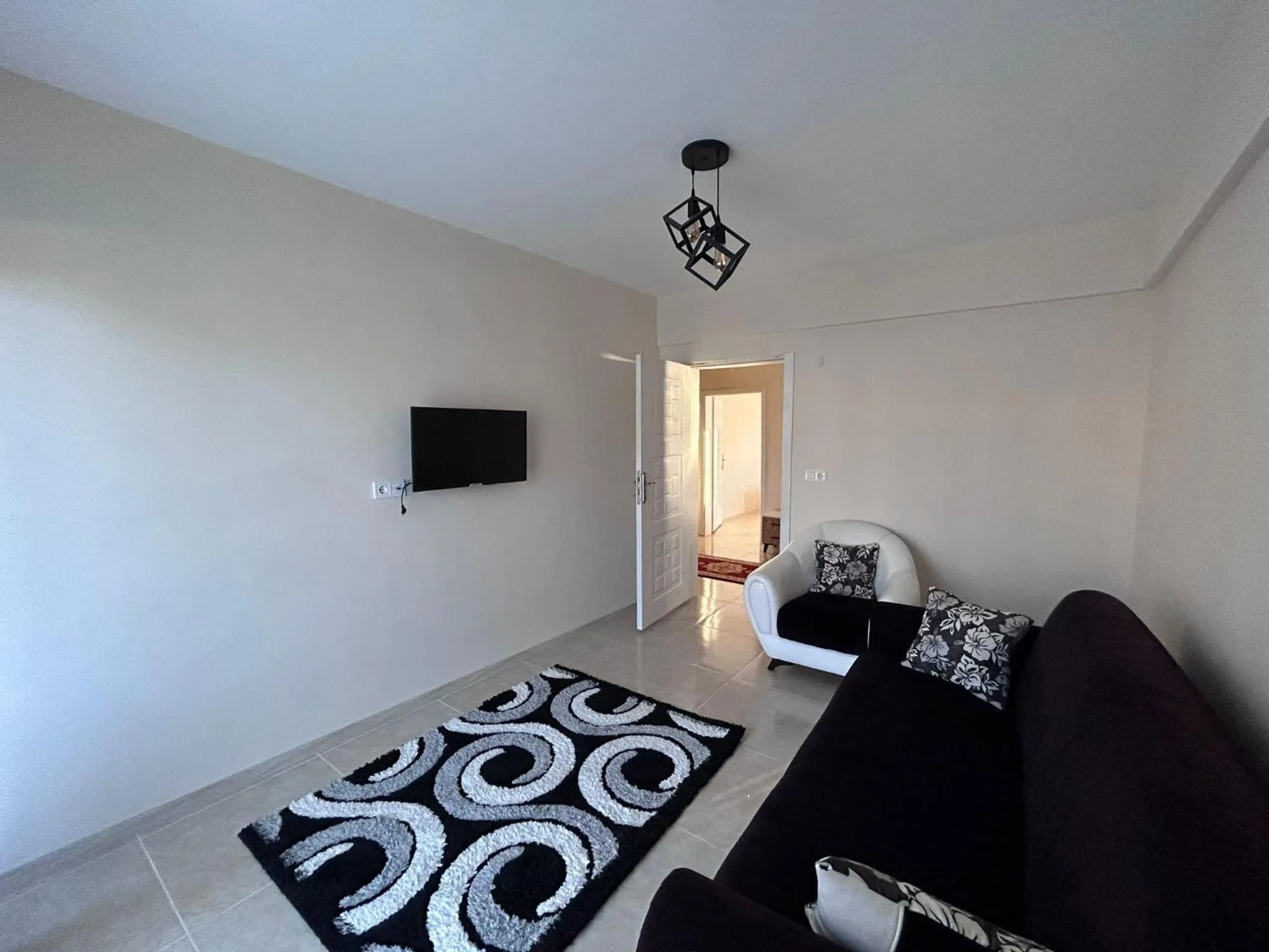 Living room, Bed in The Titanic House