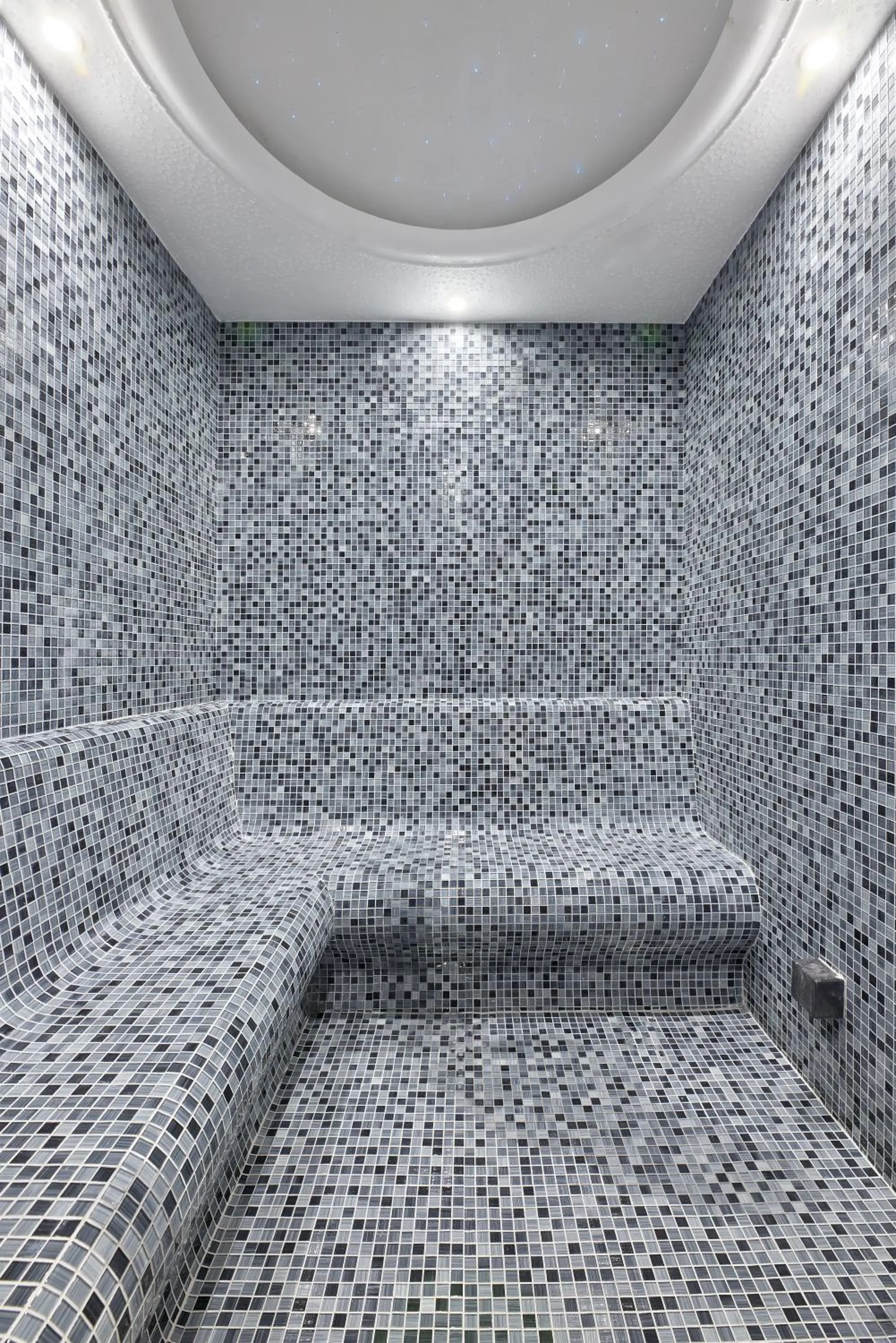 Steam room, Bed in Vakko Hotel and Residence