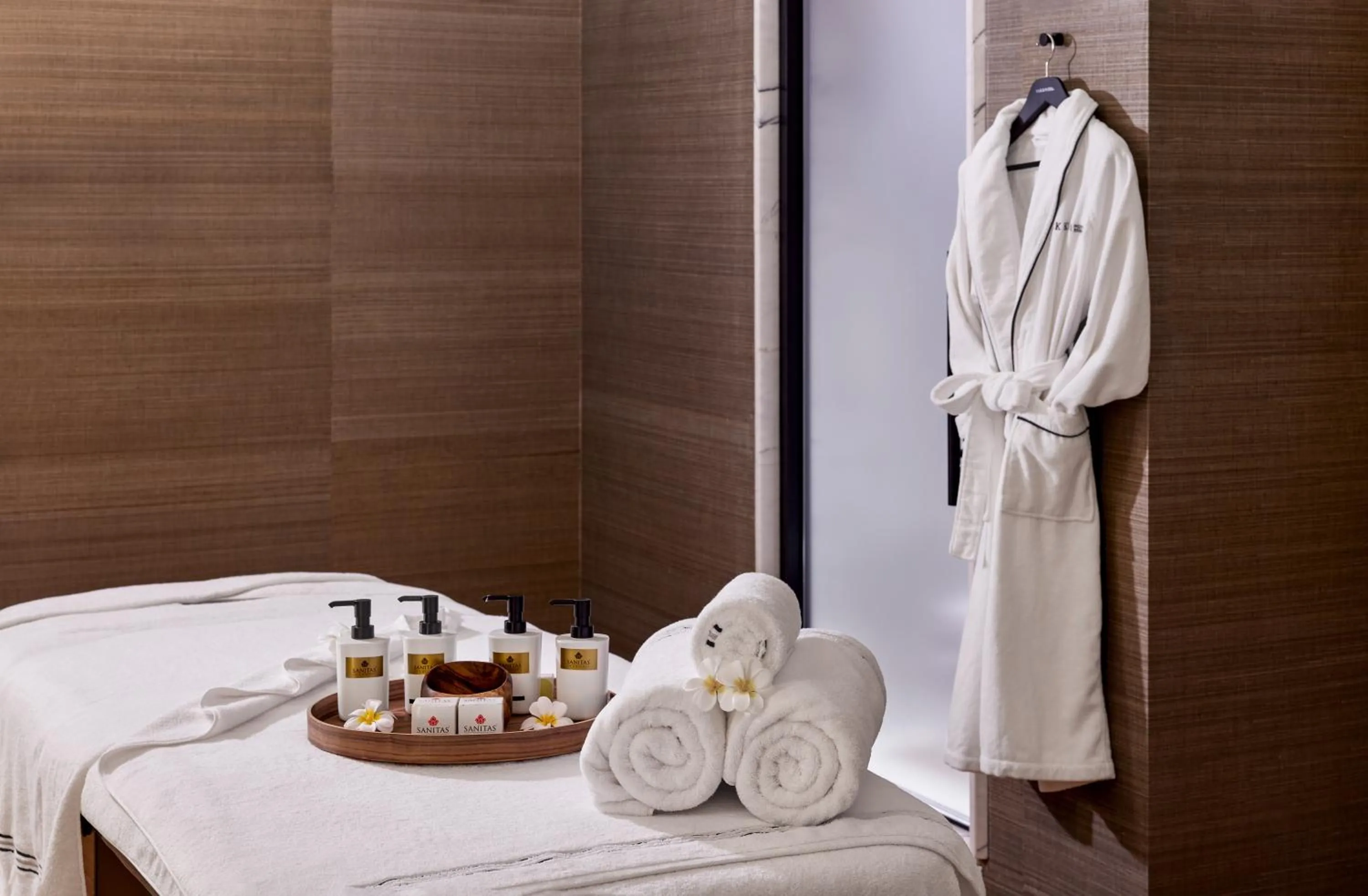 Massage, Bed in Vakko Hotel and Residence