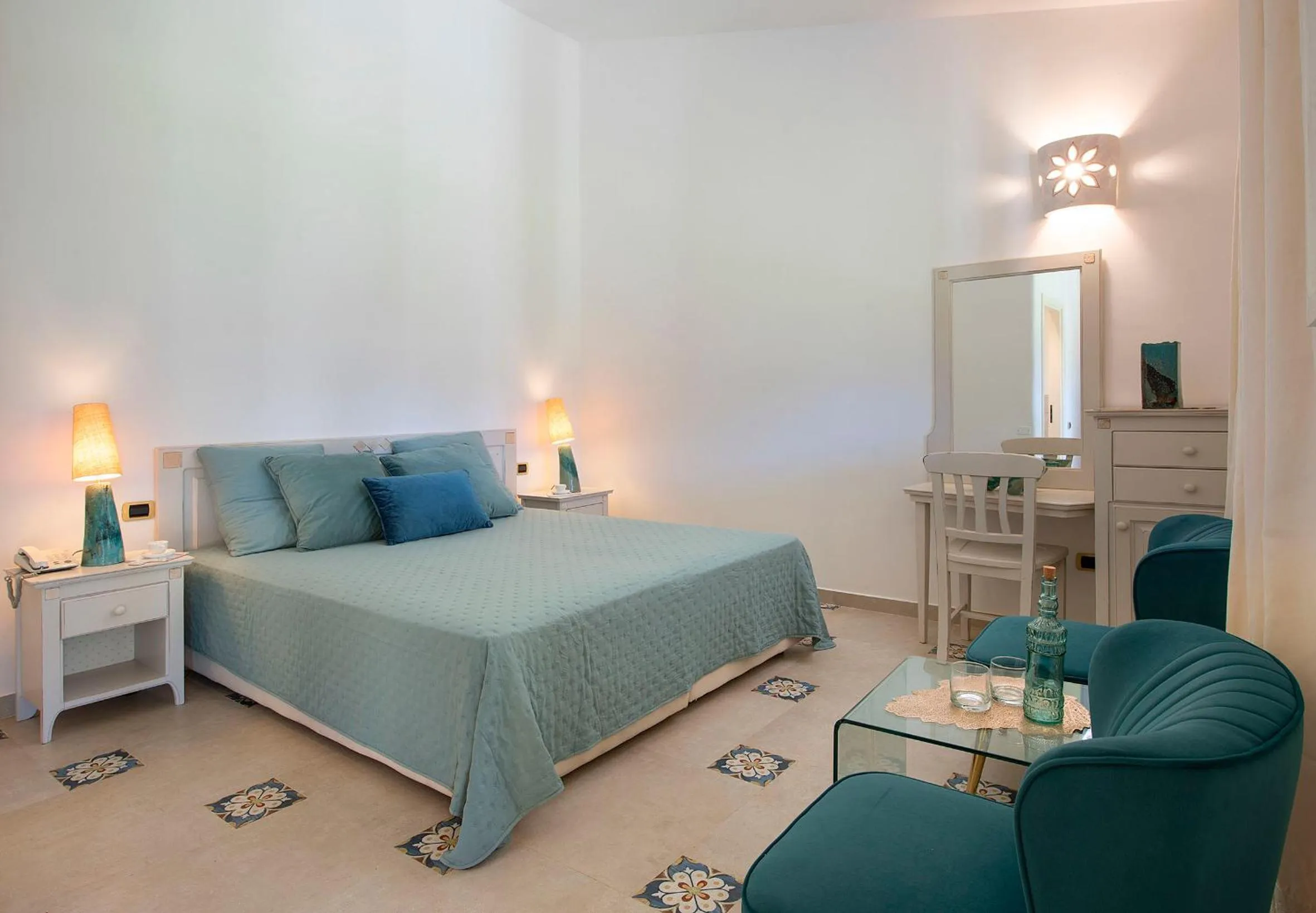 Photo of the whole room, Bed in Villa Cavalieri Country Hotel