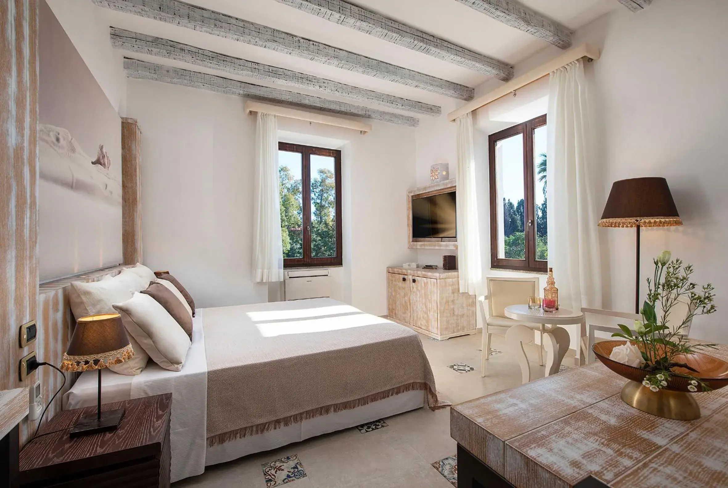 Superior Family Room in Villa Cavalieri Country Hotel Superior Family Room in Villa Cavalieri Country Hotel