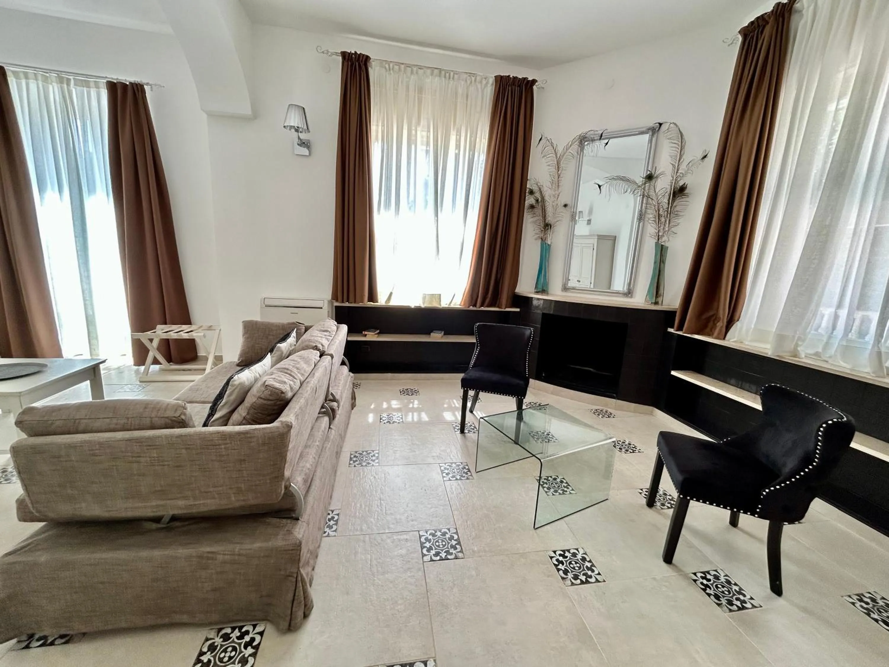 Seating area in Villa Cavalieri Country Hotel