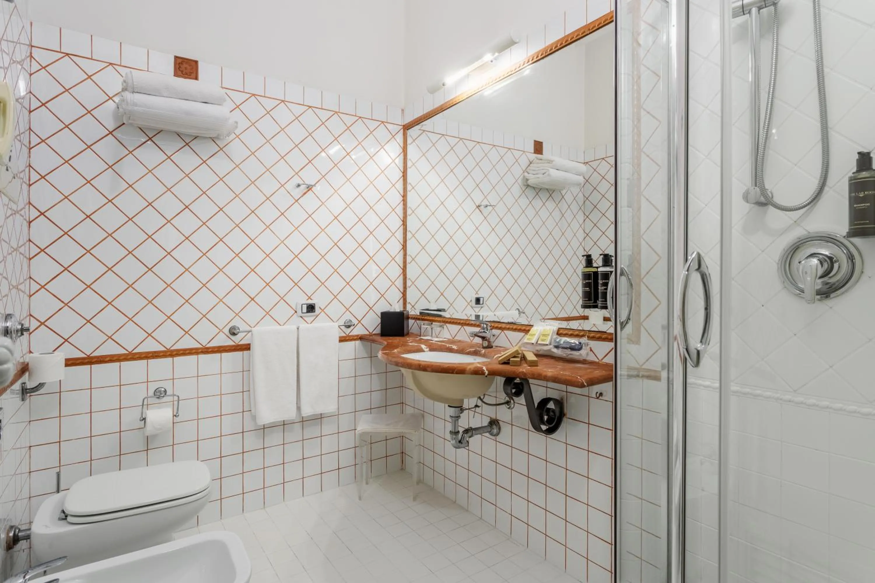 Bathroom in Eurostars Centrale Palace Hotel