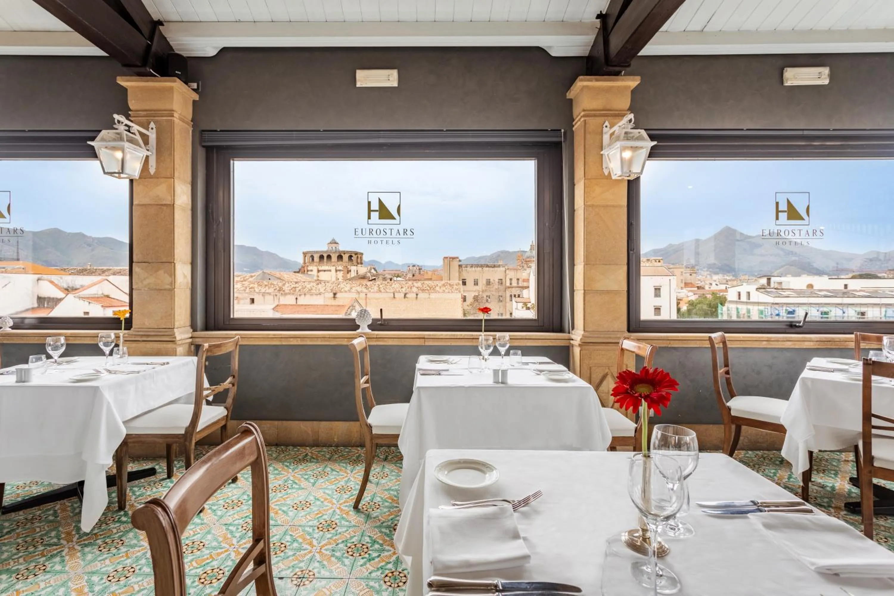 Restaurant/places to eat in Eurostars Centrale Palace Hotel