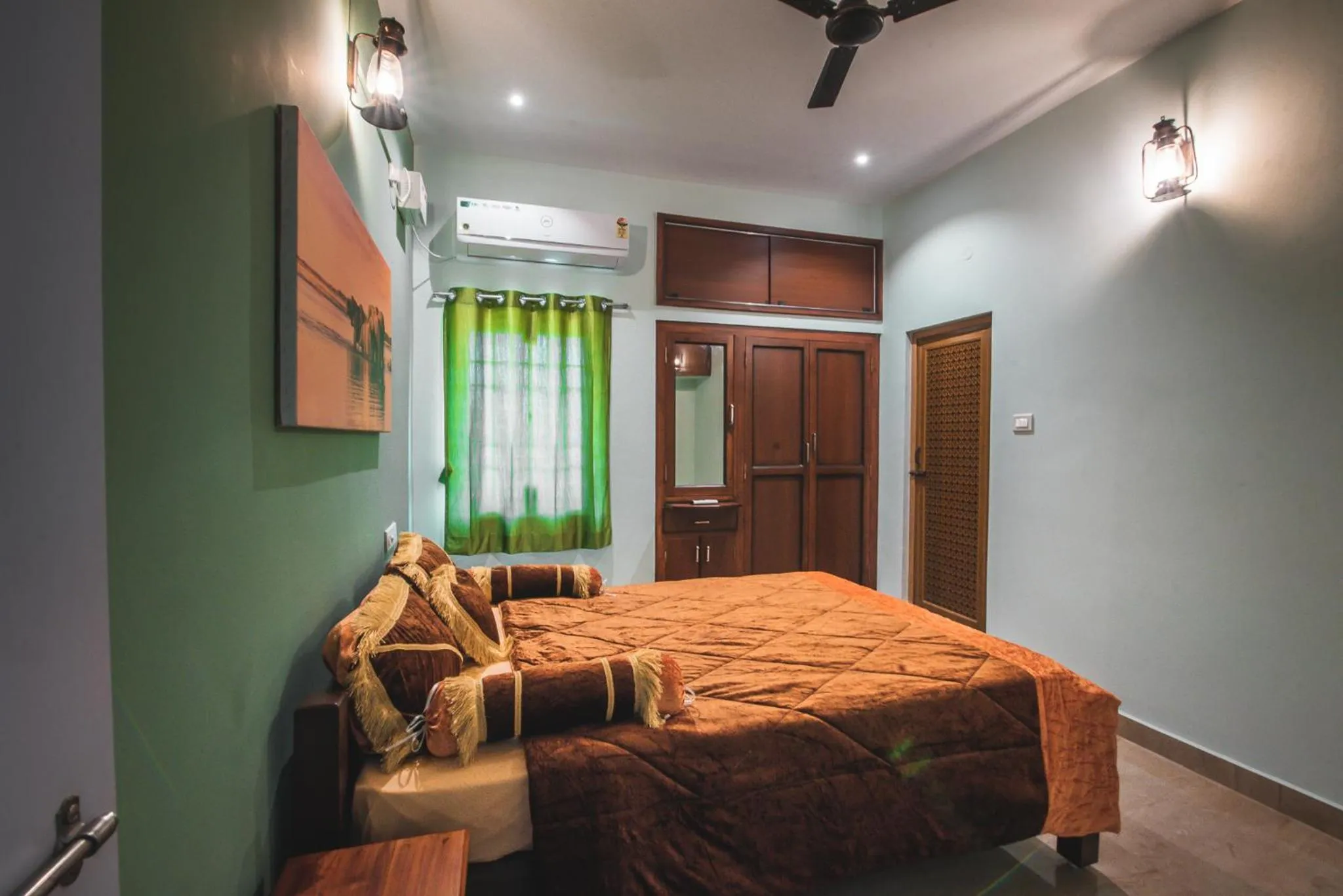 Bed in Cheerful 2-bedroom near Auro Beach
