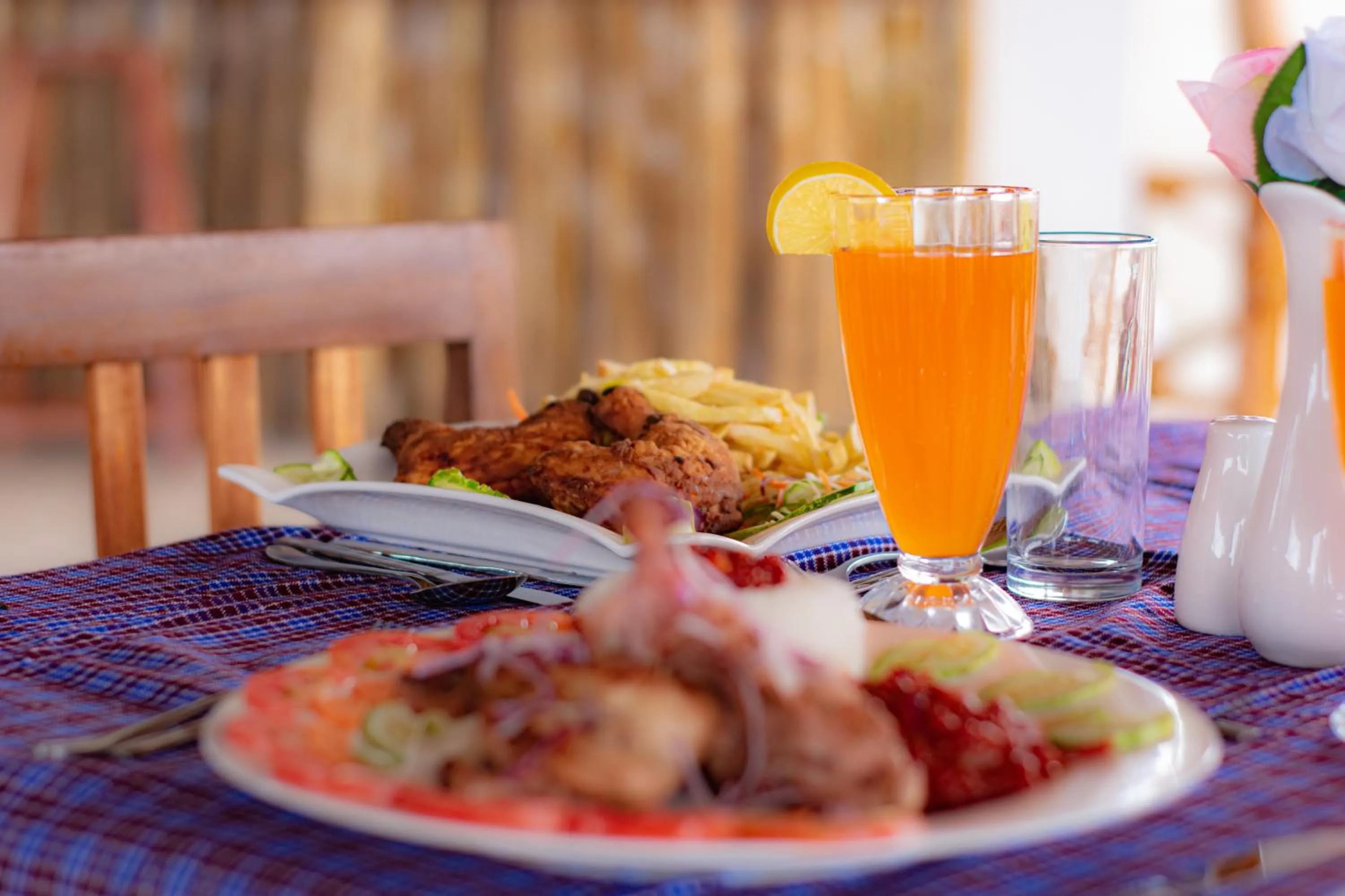 Restaurant/places to eat in Jabali Bungalows Lodge