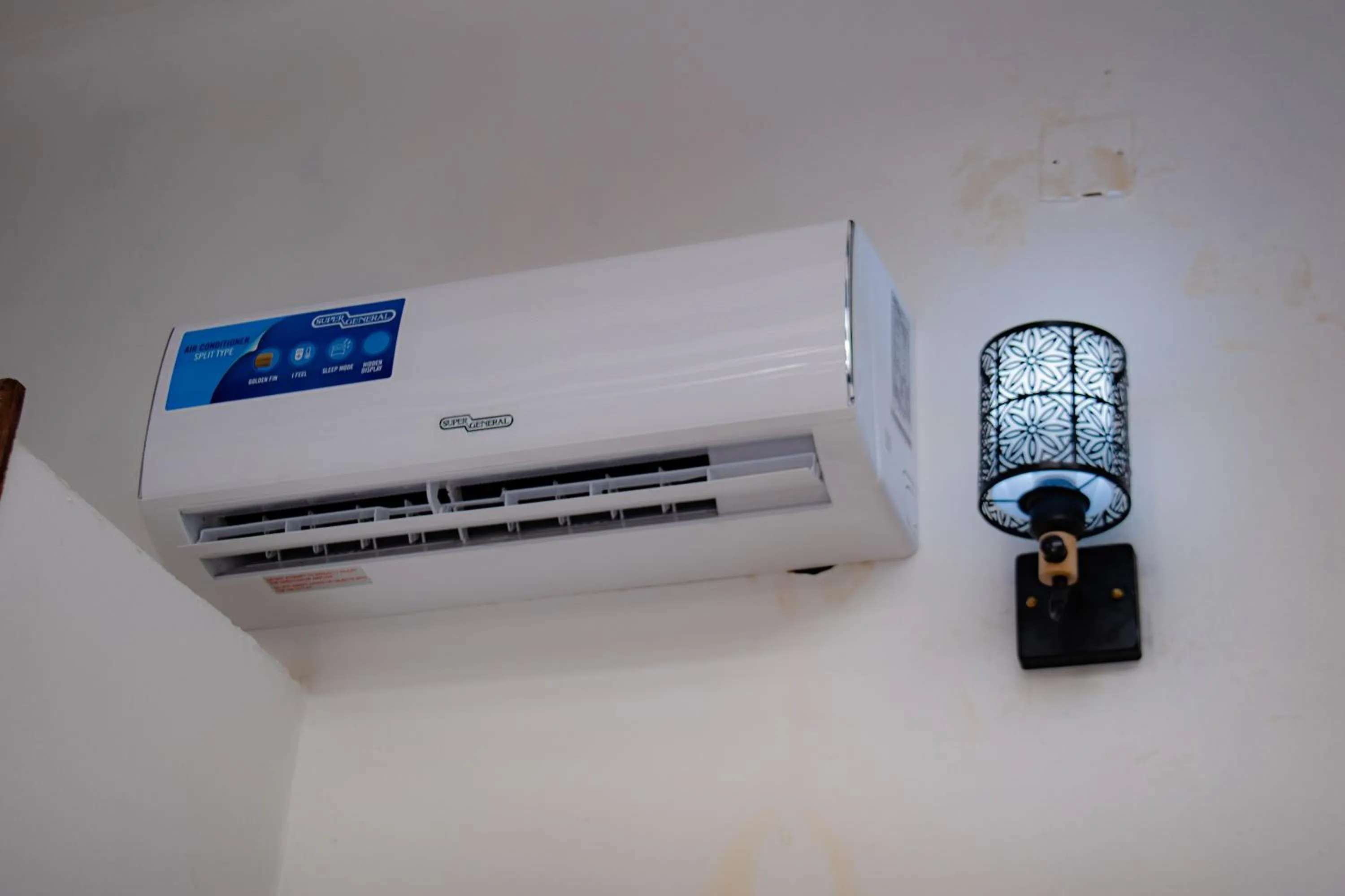 air conditioner in Jabali Bungalows Lodge