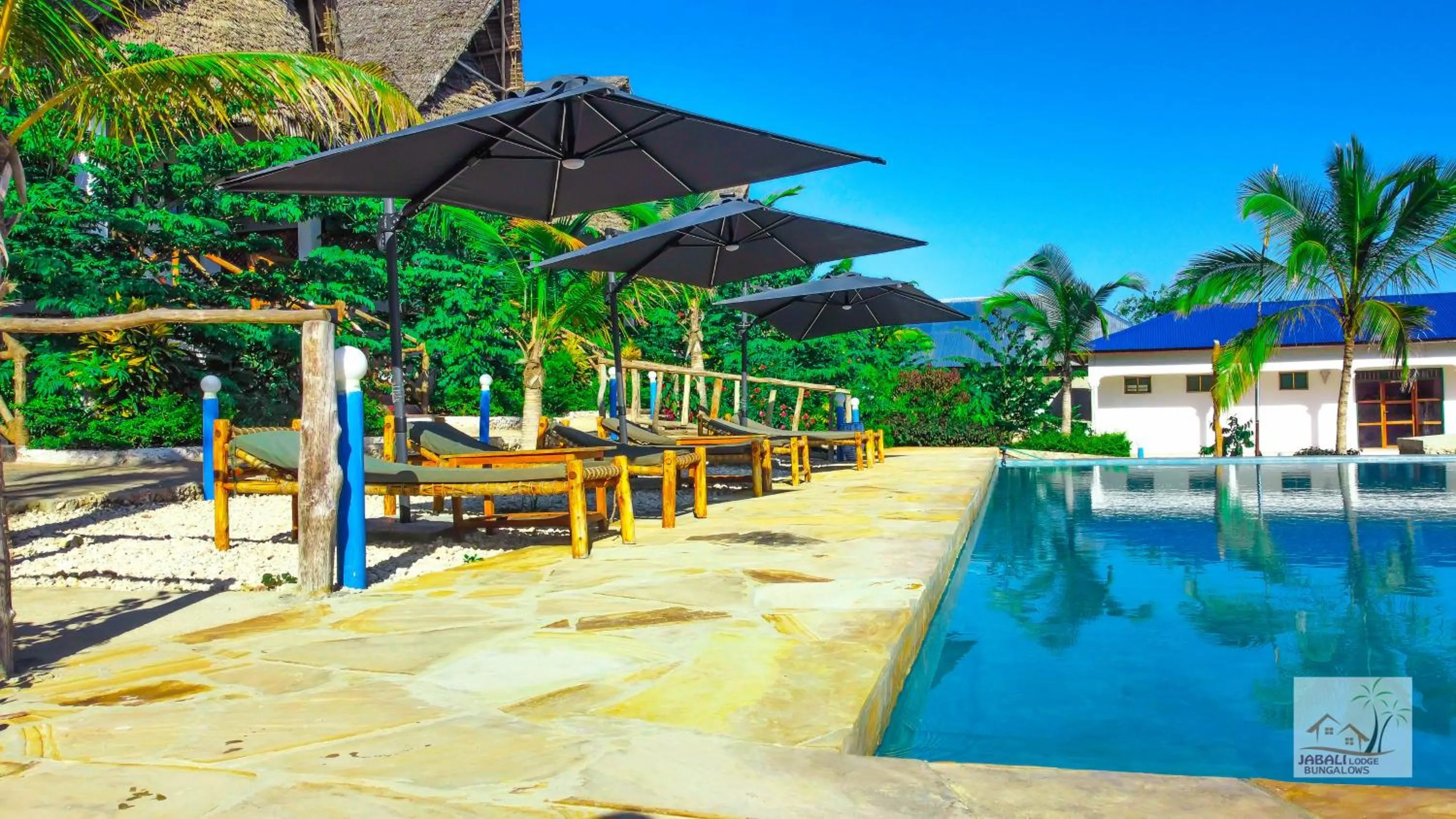 Seating area in Jabali Bungalows Lodge