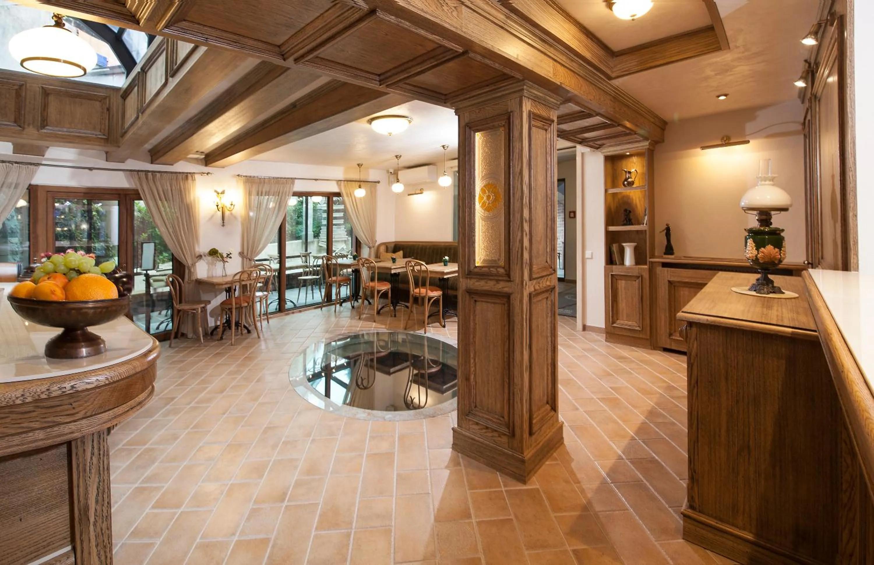 Lounge or bar in Villa Flavia Heritage Boutique Hotel