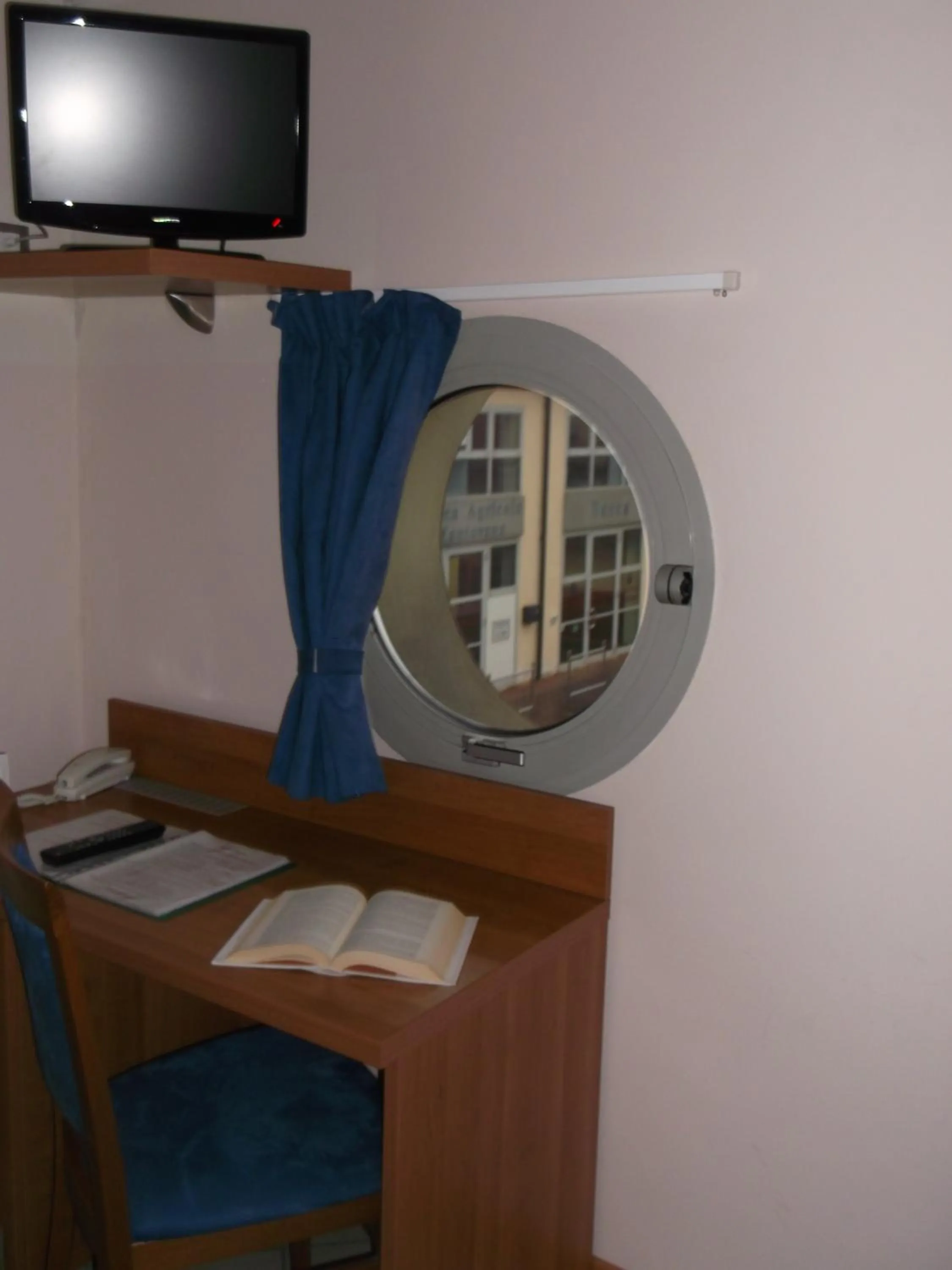 TV and multimedia in Albergo Meublè Abatjour