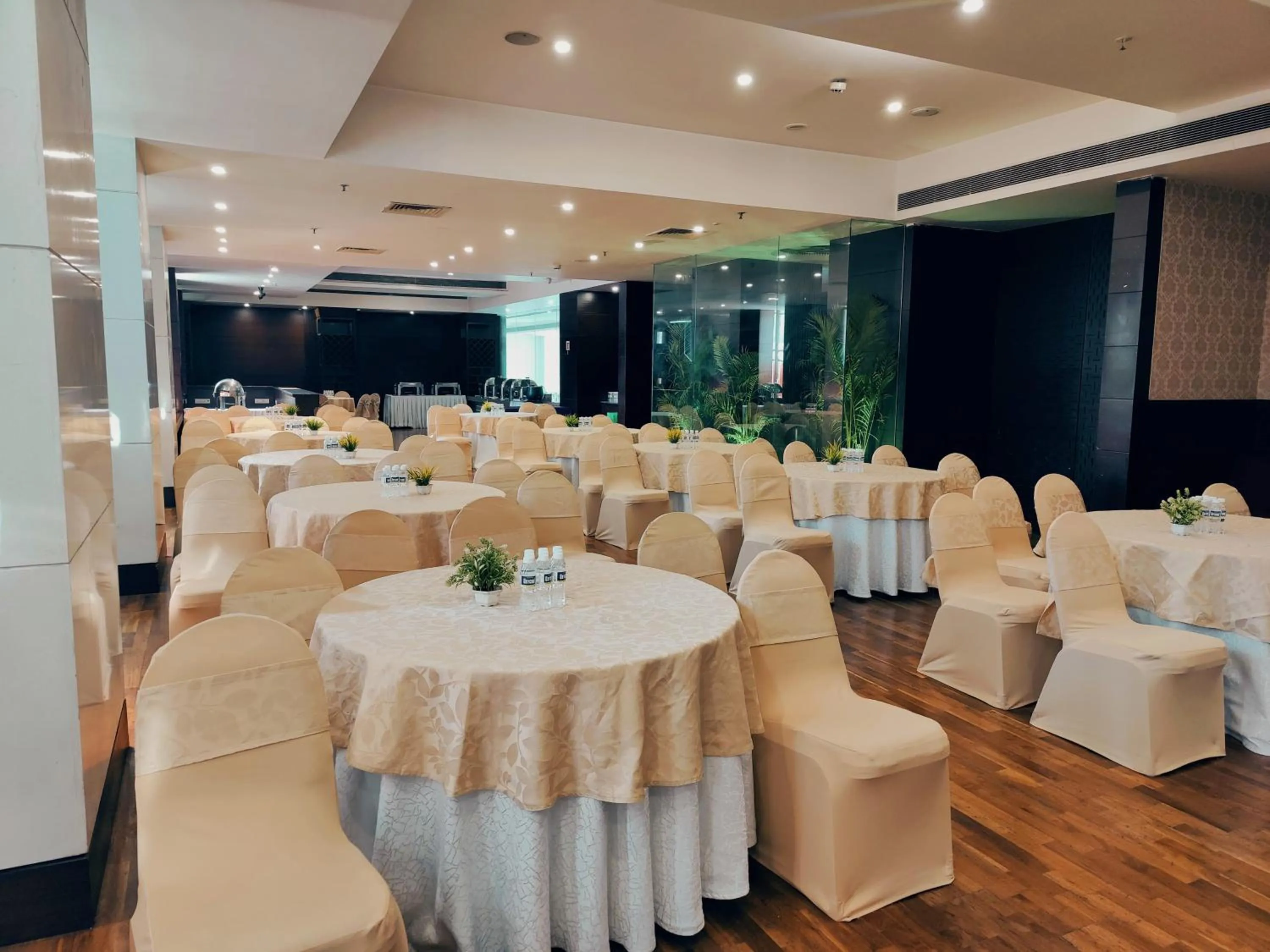 Restaurant/places to eat in Regenta Central Grand Exotica