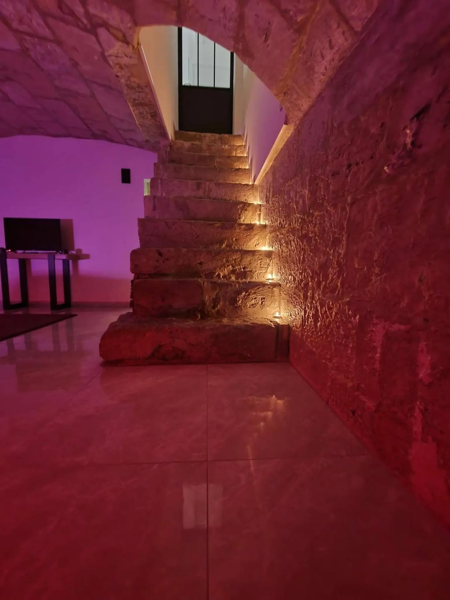 Decorative detail in LA FORTERESSE - Jacuzzi/Sauna - Centre Historique