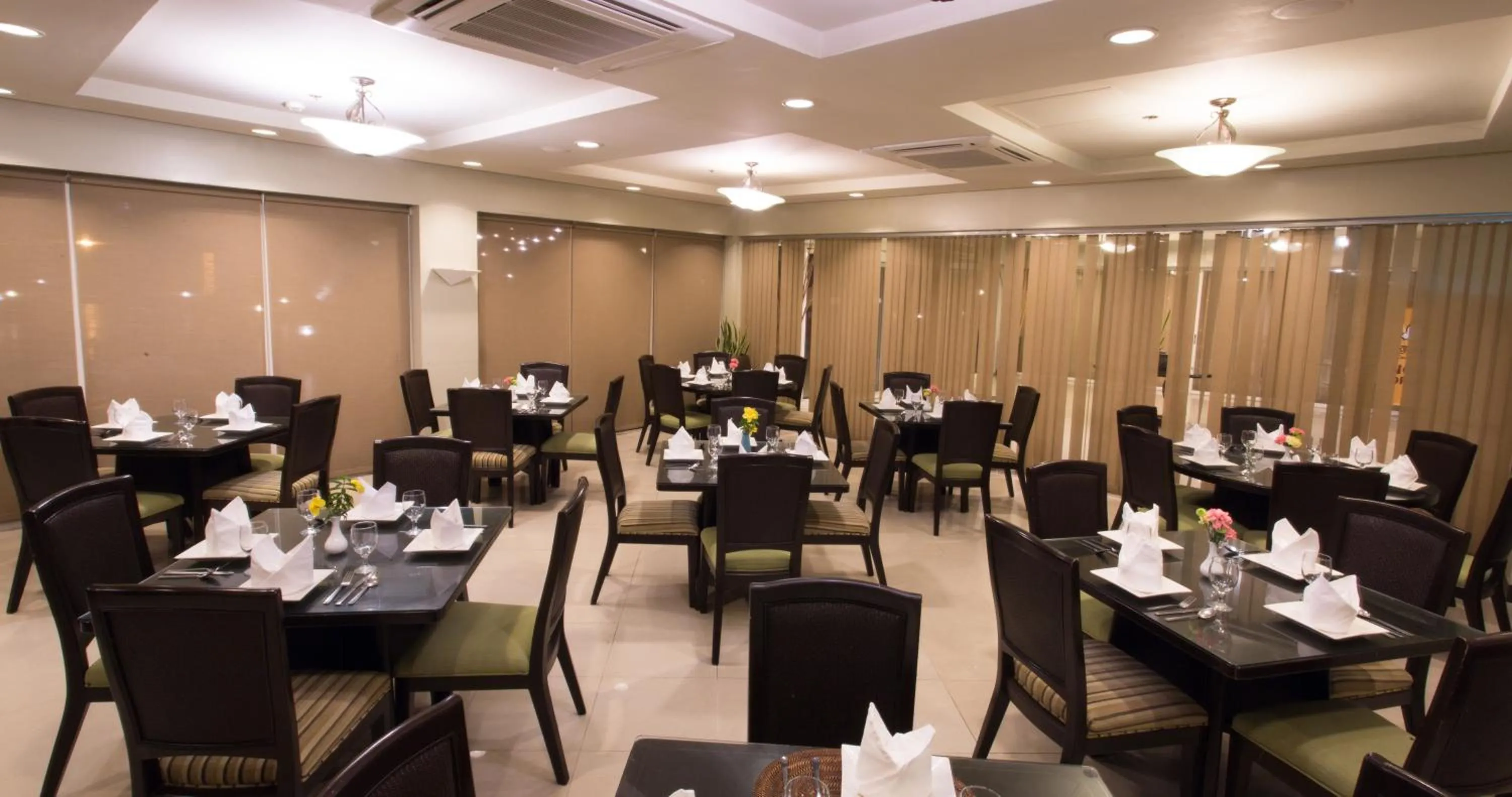 Restaurant/places to eat in Canyon Cove Hotel and Spa