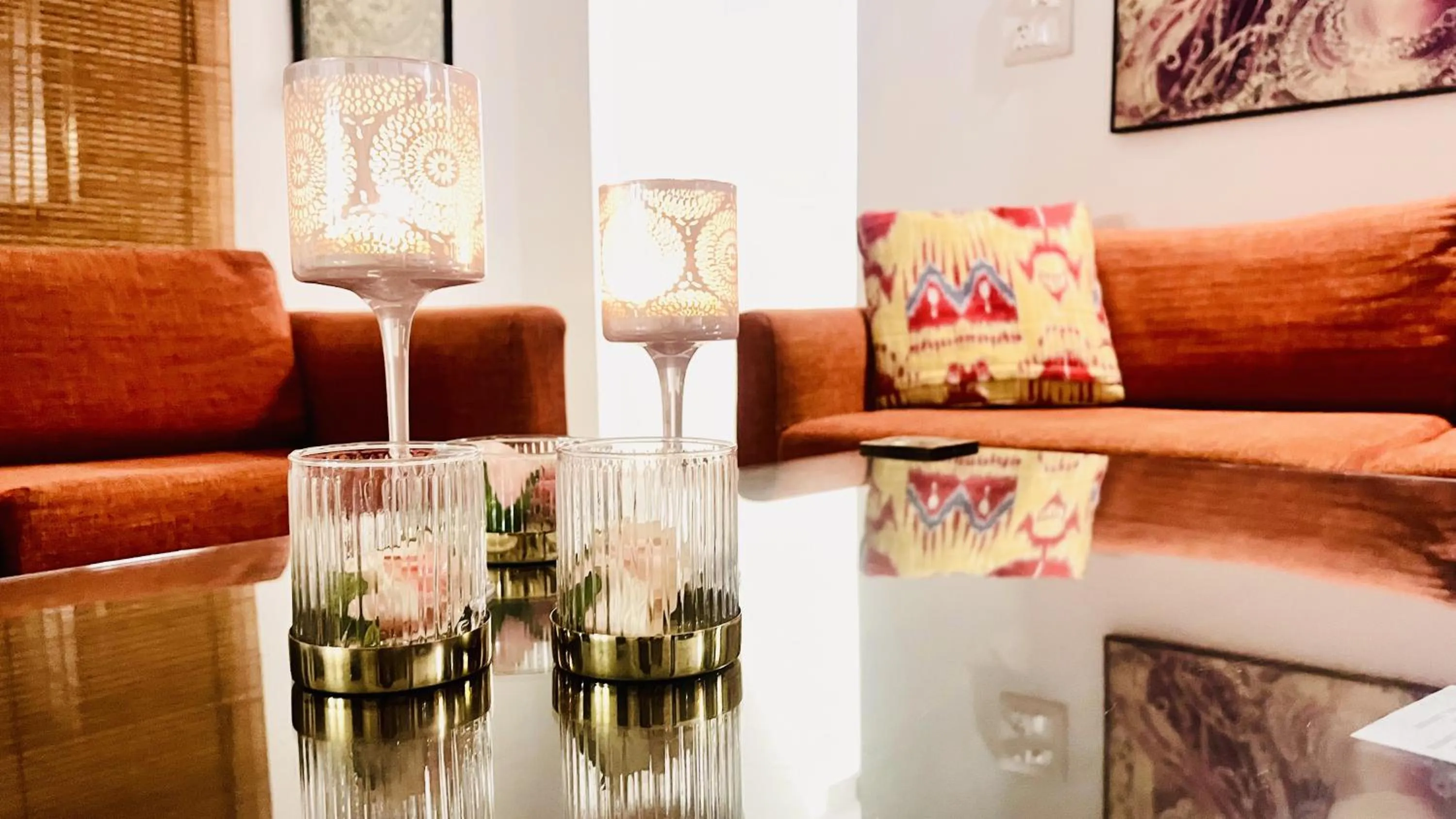 Living room in Thikana Delhi ( Boutique B&B)