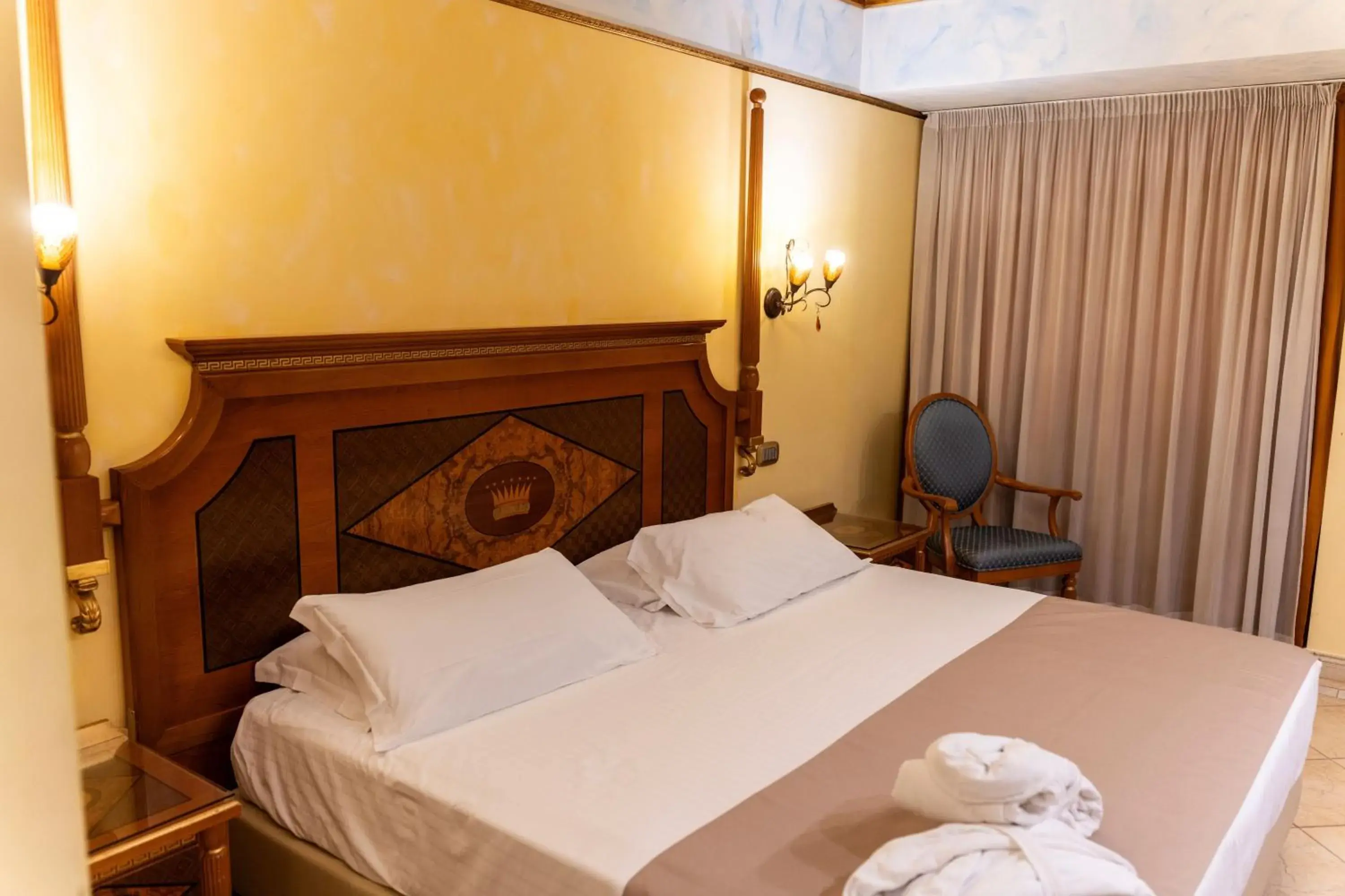 Twin Room with Bathroom in Hotel Il Principe Twin Room with Bathroom in Hotel Il Principe