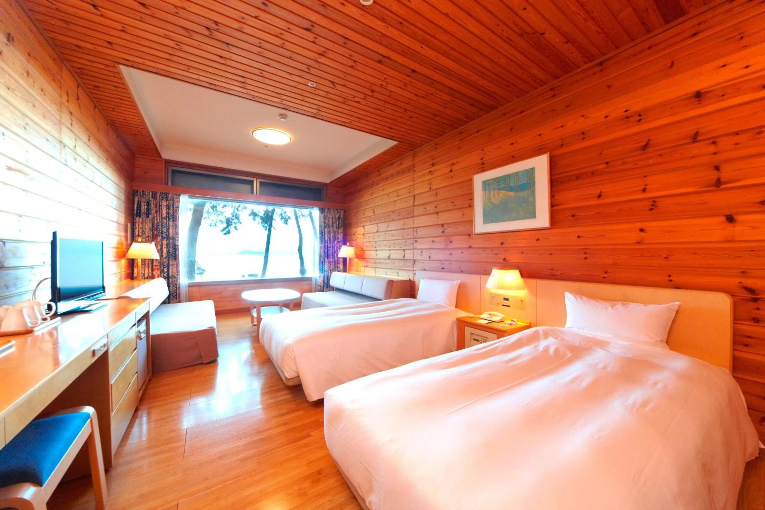 Bed in Grand Park Hotel Okubiwako Makino