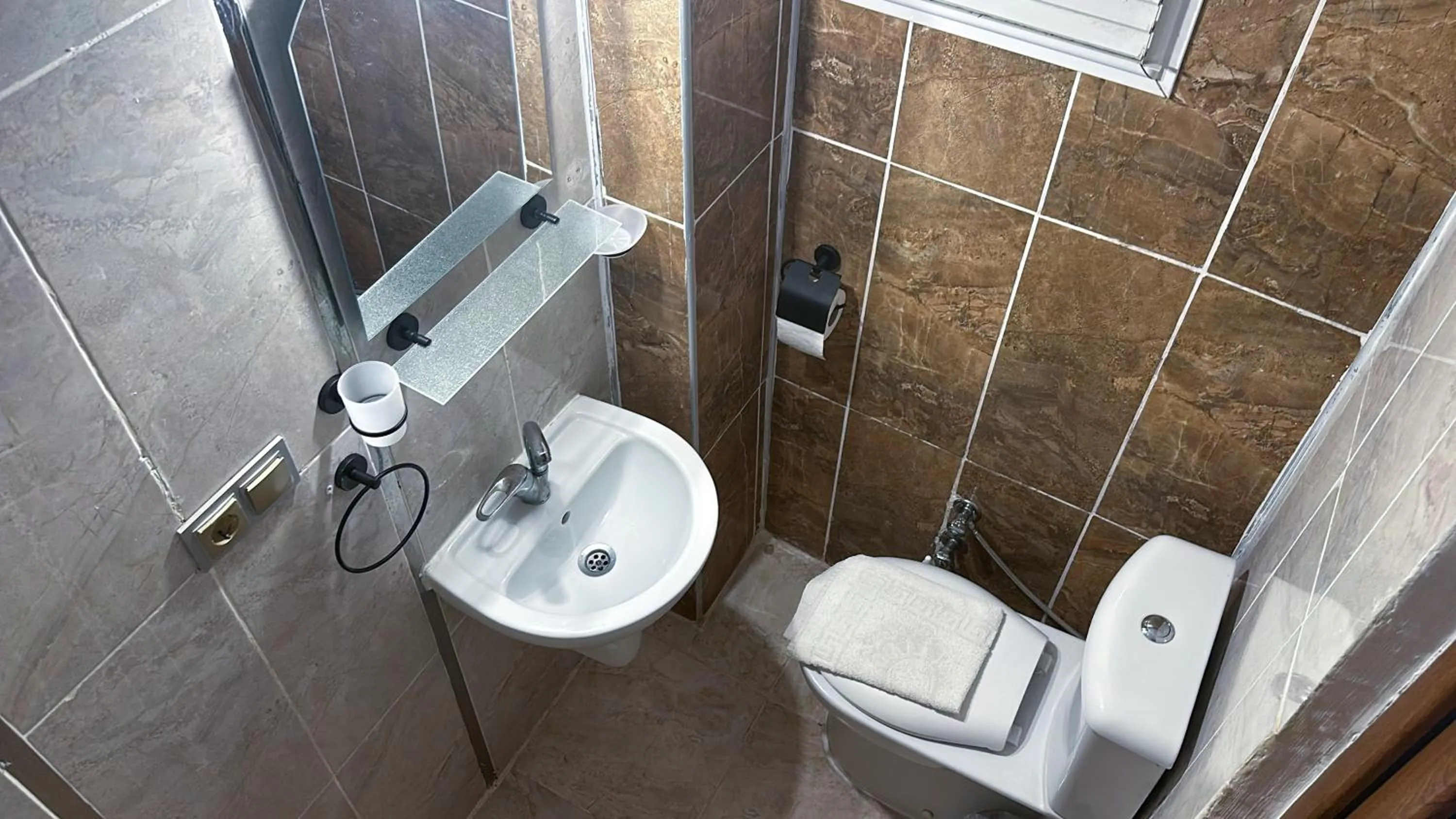 Bathroom in Reis Beach Hotel