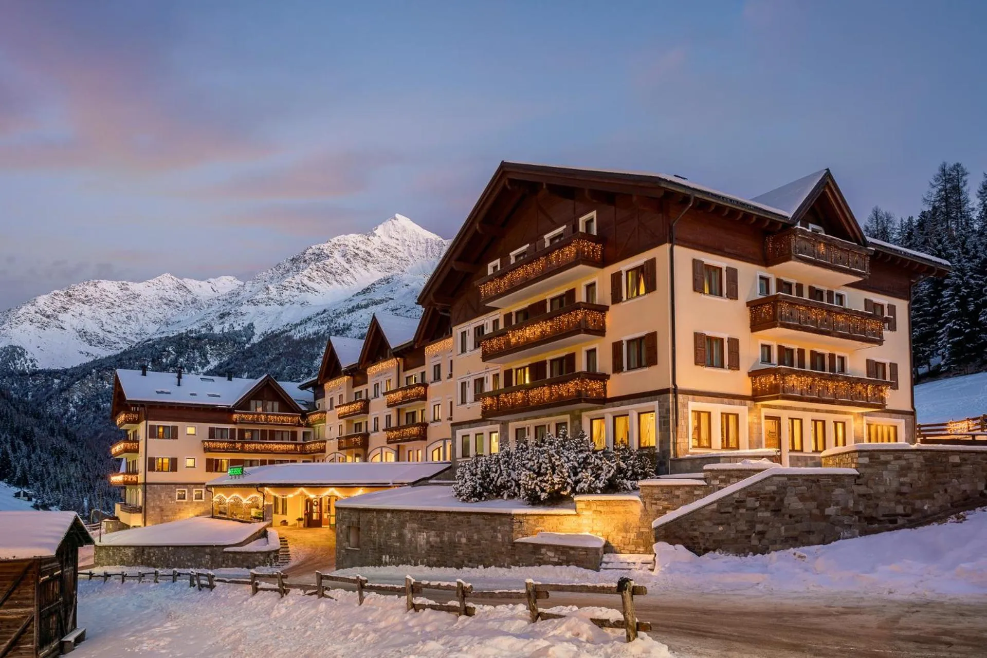 Property building in Hotel Residence 3 Signori