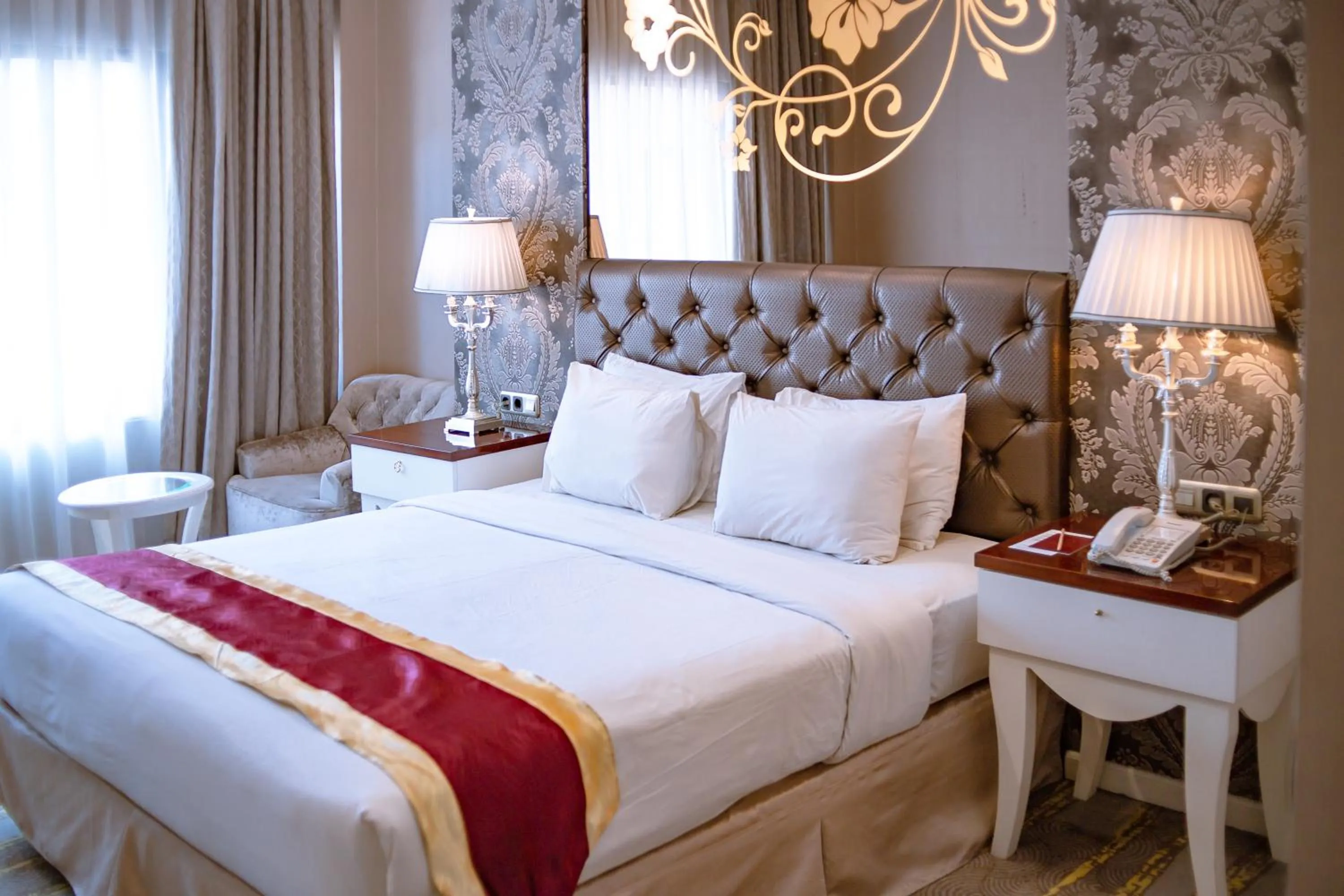 Bed in Sutanraja Hotel & Convention Centre