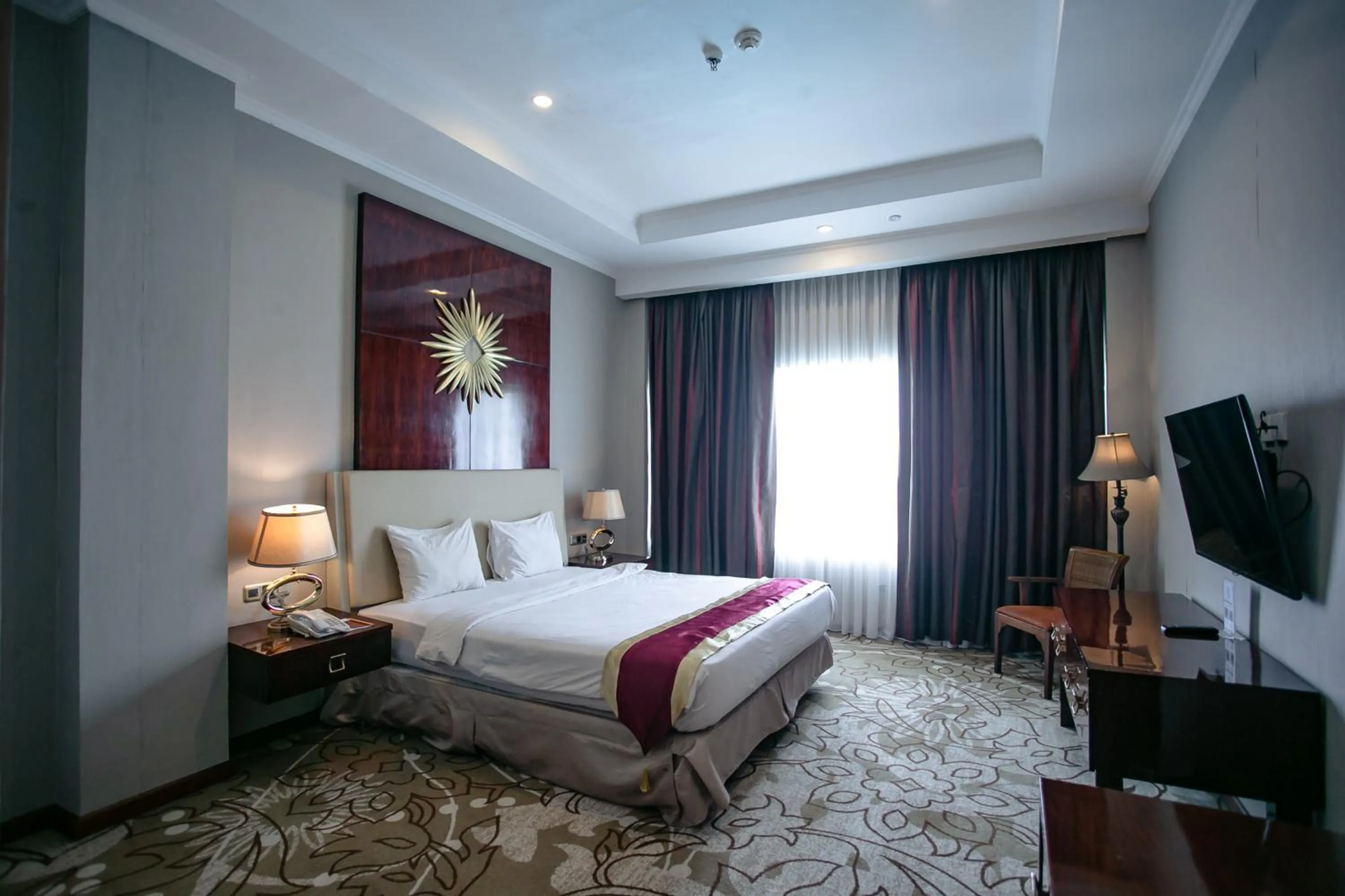 Bed in Sutanraja Hotel & Convention Centre