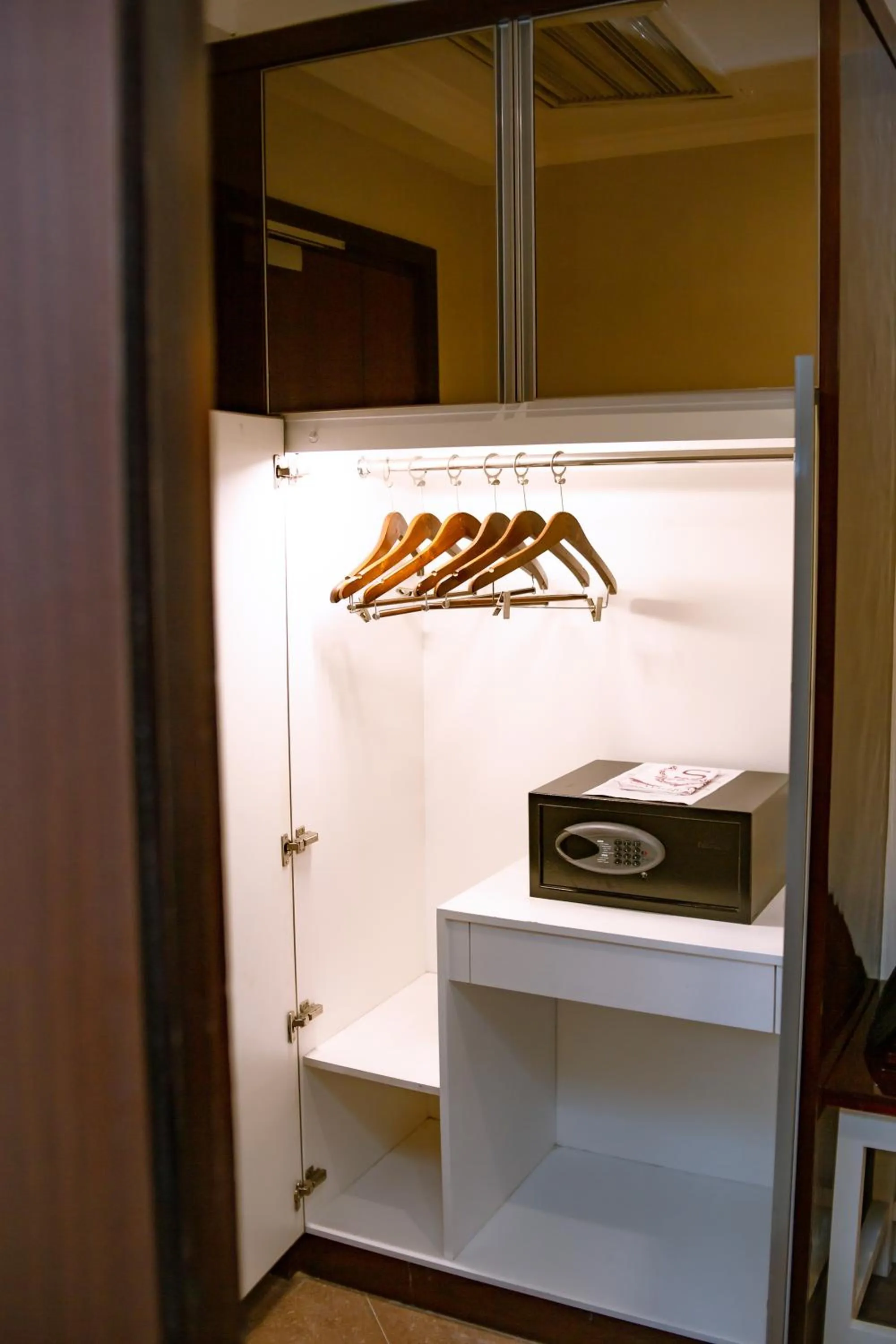 Sutanraja Hotel & Convention Centre