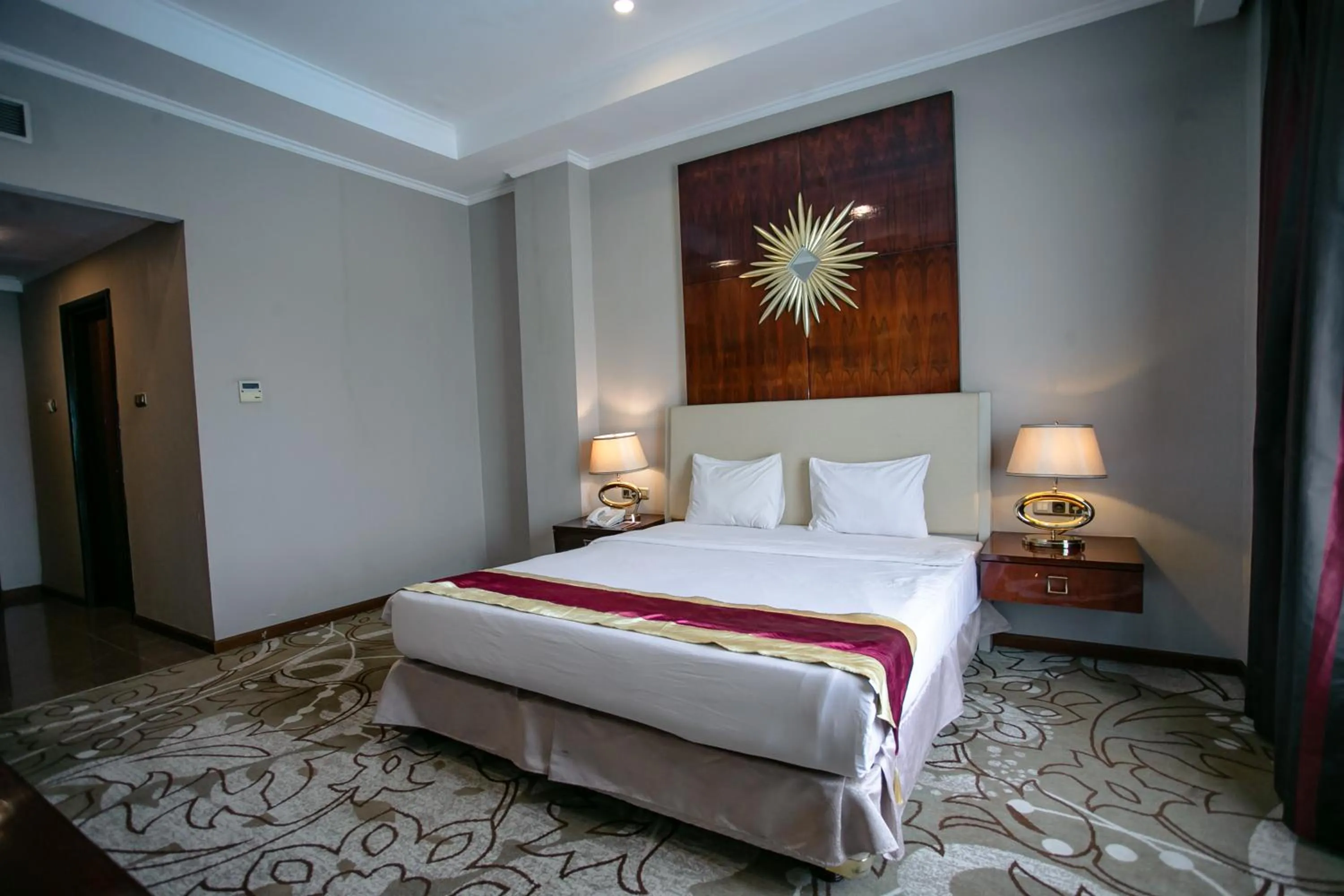 Bedroom, Bed in Sutanraja Hotel & Convention Centre